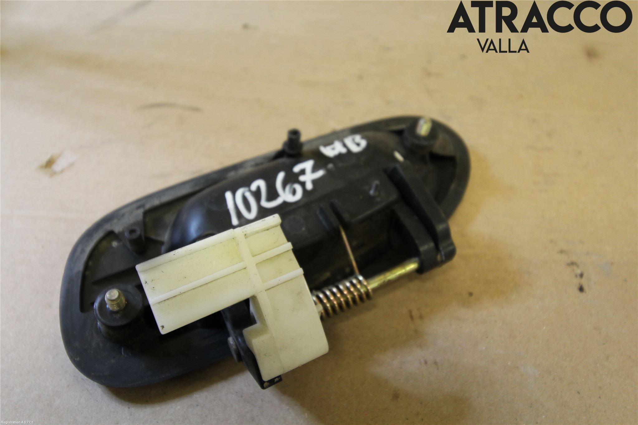 Mazda 323 F 95-98 Dörrhandtag Yttre Hö