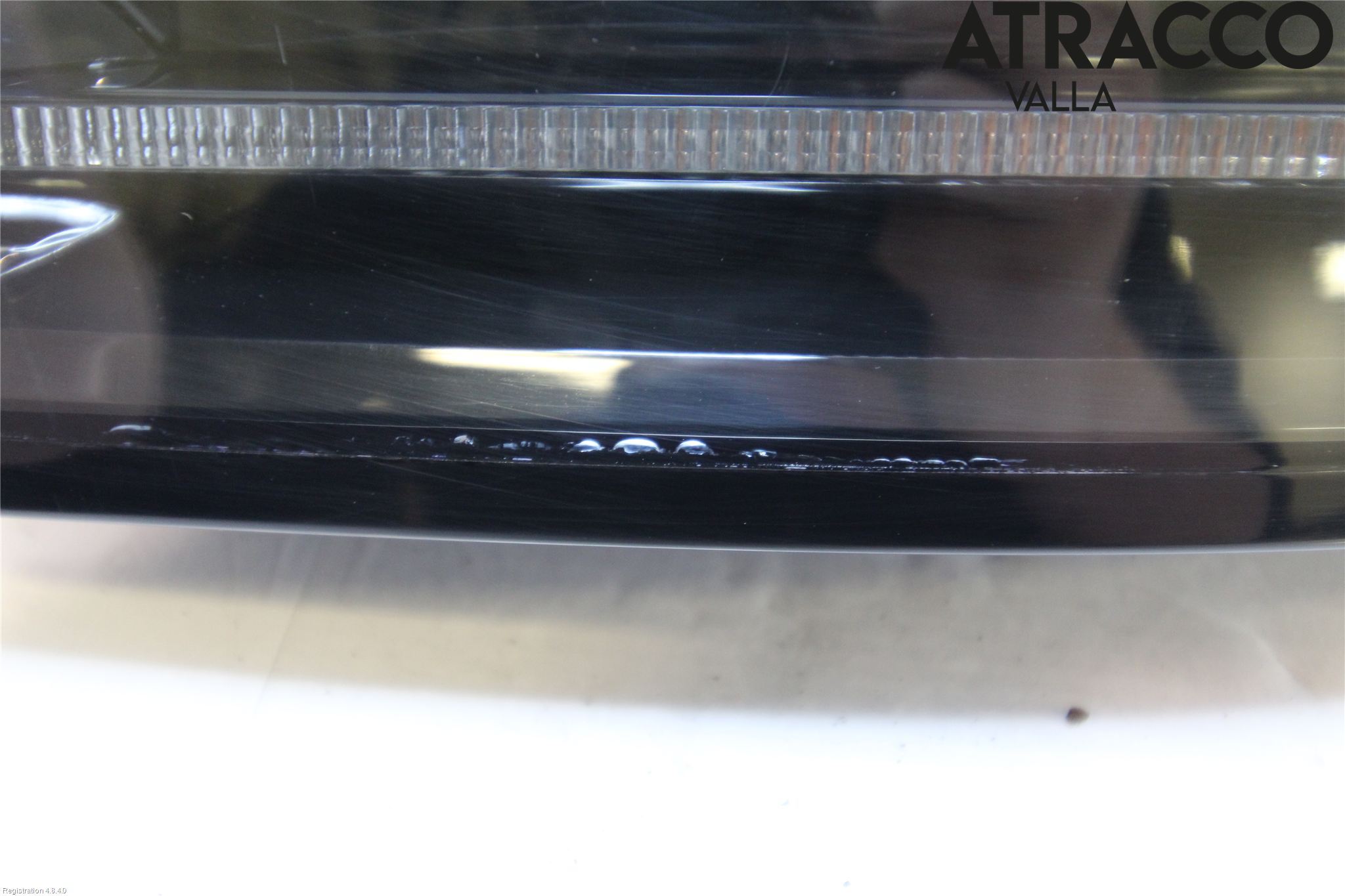 Tesla MODEL X 16- Bakljus Höger