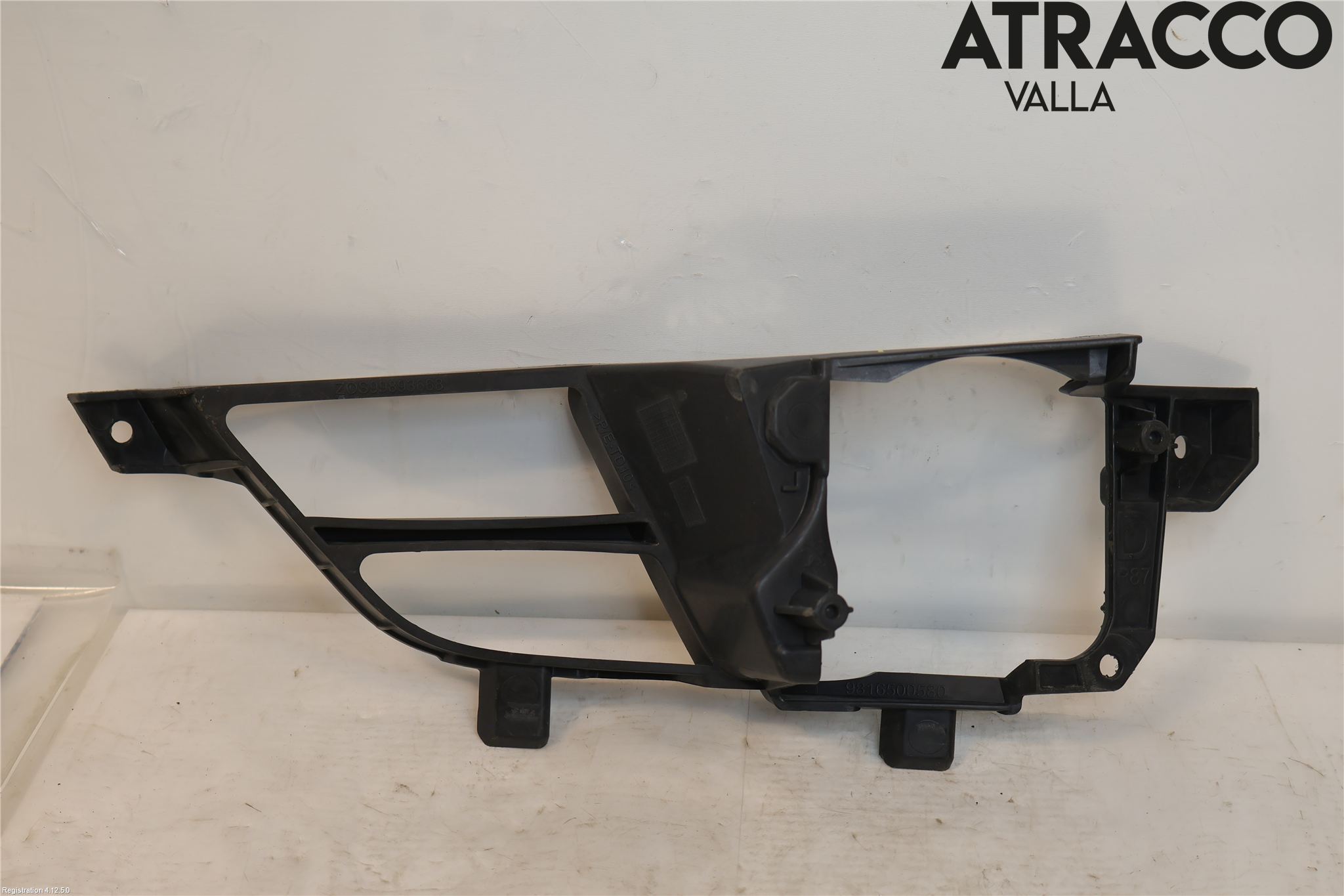 Peugeot 5008 17-24 Dimljussarg Fram