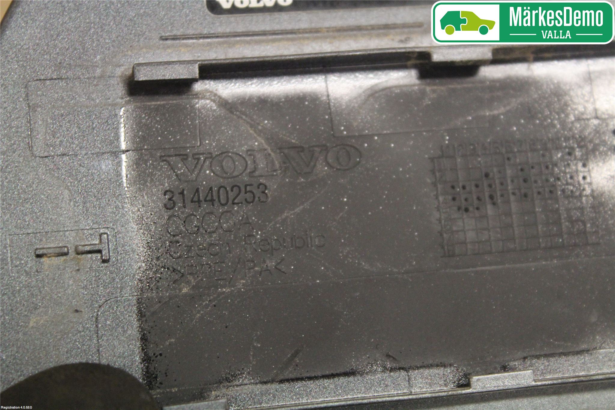 Volvo V40 12-19 Tanklucka