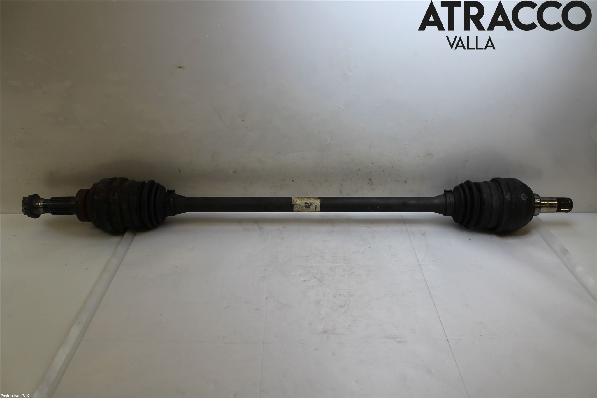 Mercedes-Benz MB GLA-KLASS (X156) 13-20 Drivaxel Bak Höger