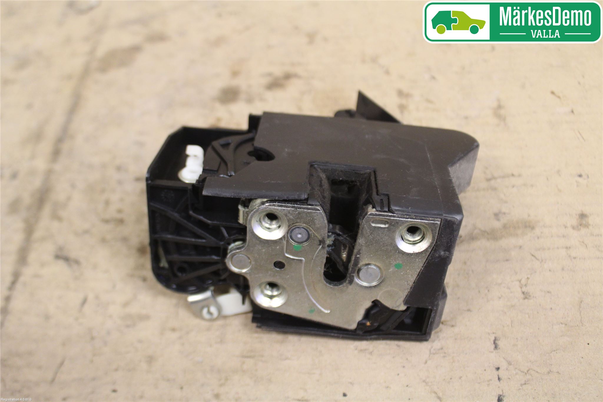 Dacia SANDERO/STEPWAY 13-20 Låskista-Dörrlås