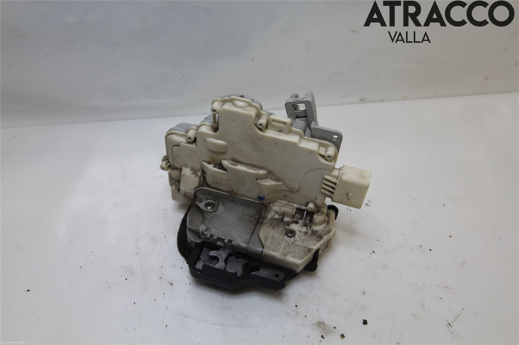 Audi A6/S6     05-11 Låskista-Dörrlås