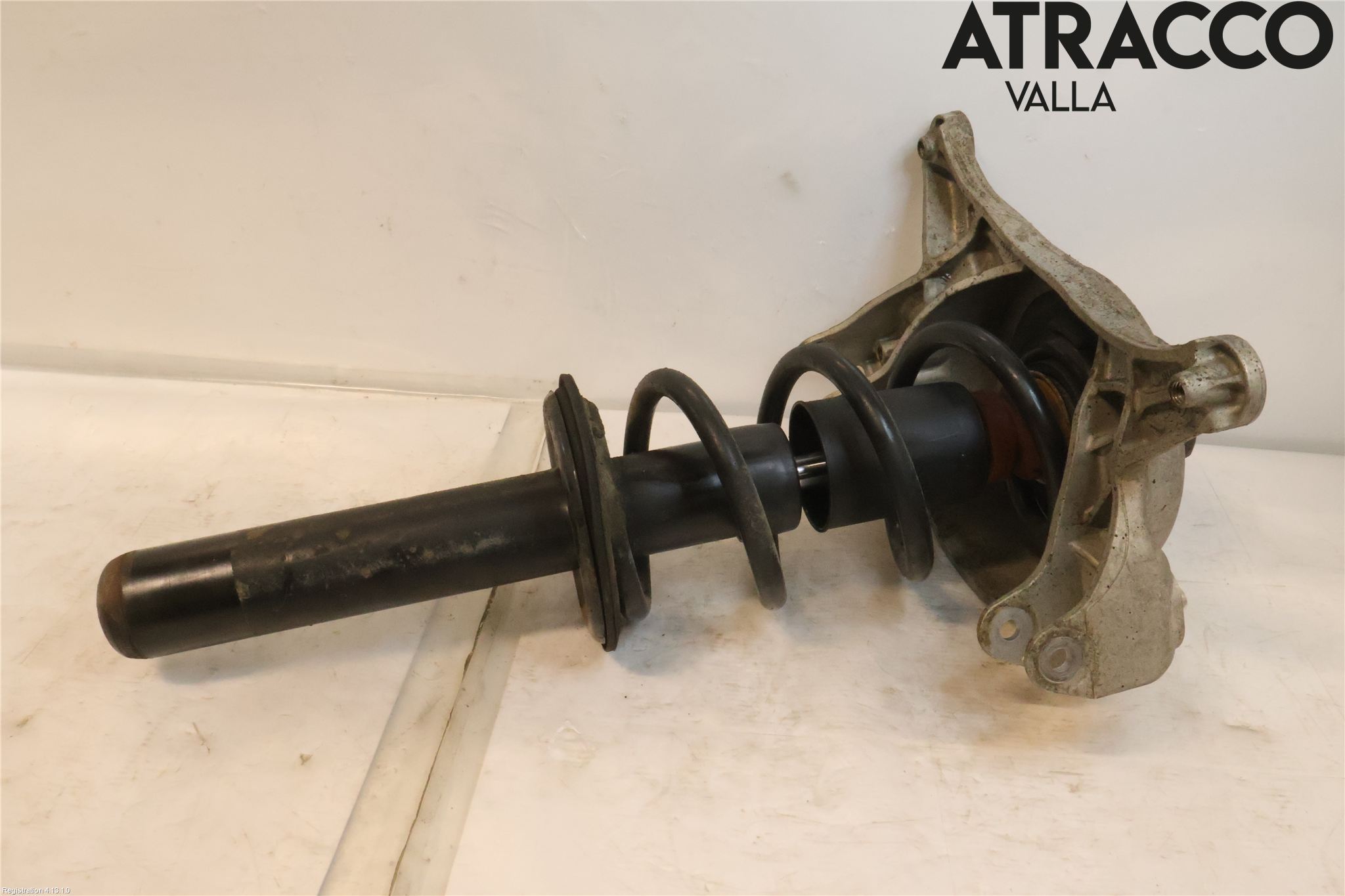Audi A5 07-16 Fjäderben Fram Höger