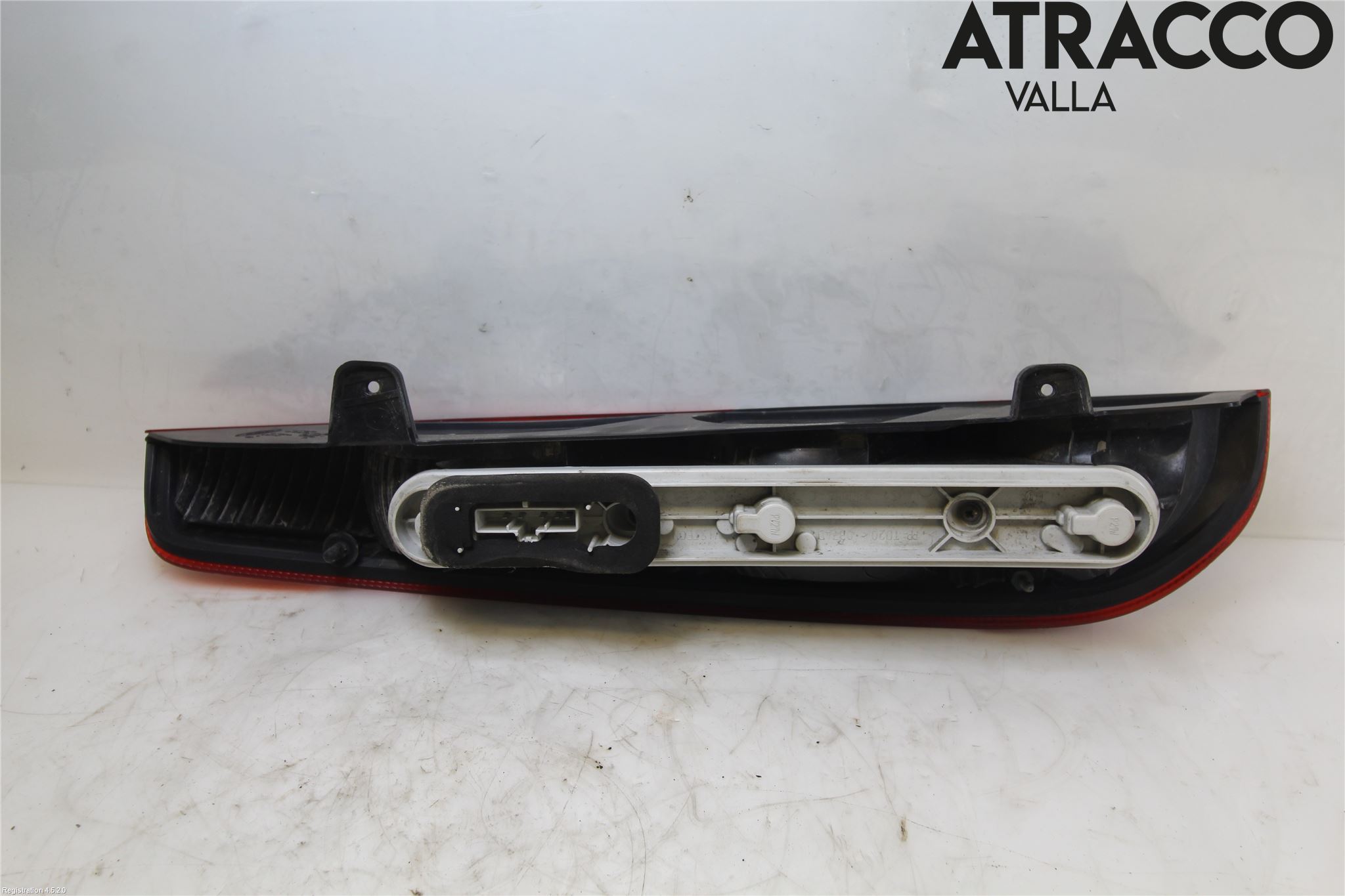 Ford FOCUS     04-07 Bakljus Höger