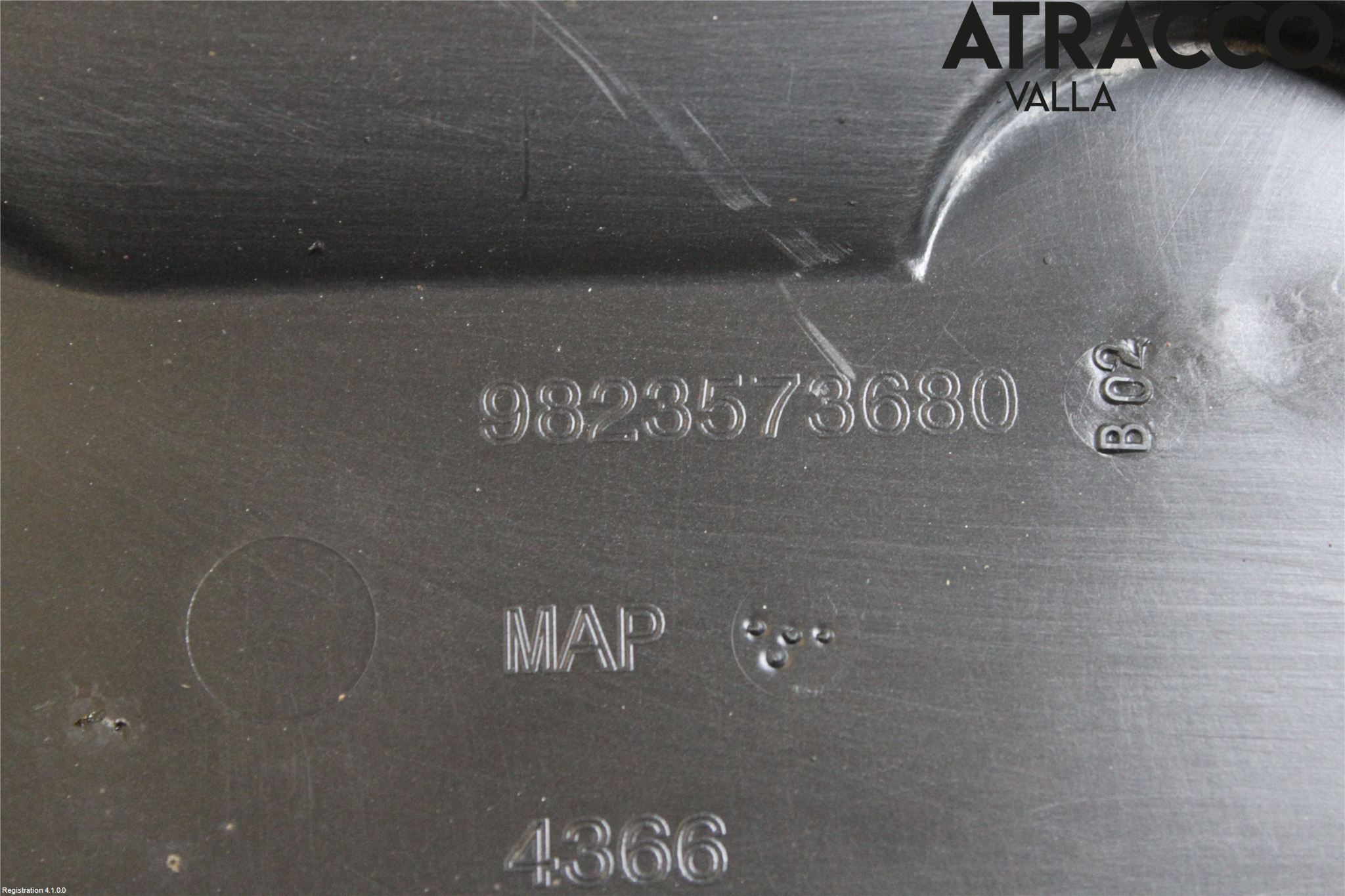 Peugeot 208/E-208 20- Hasplåt Plåt-Plast