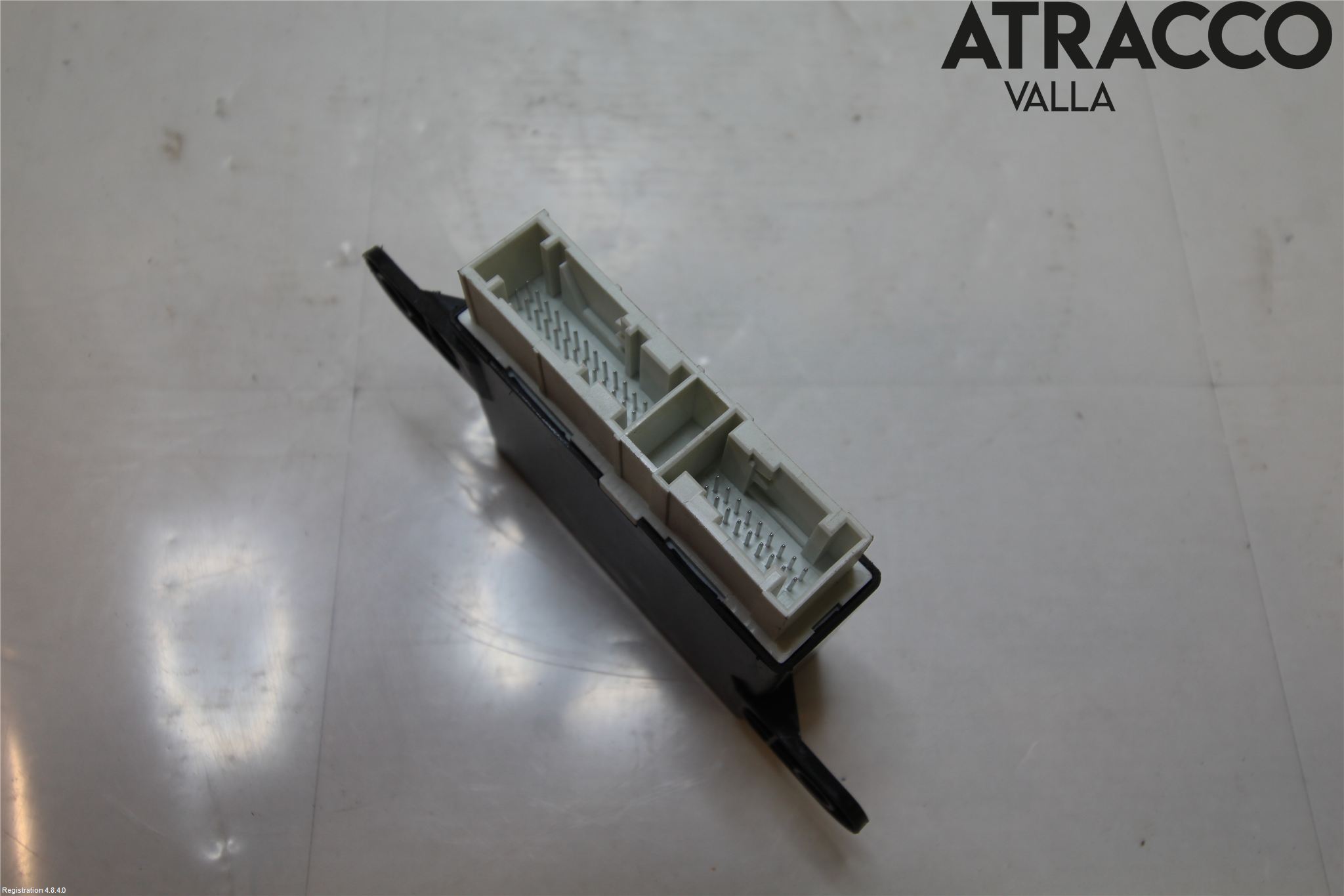 Tesla MODEL X 16- Styrenhet Parkeringshjälp