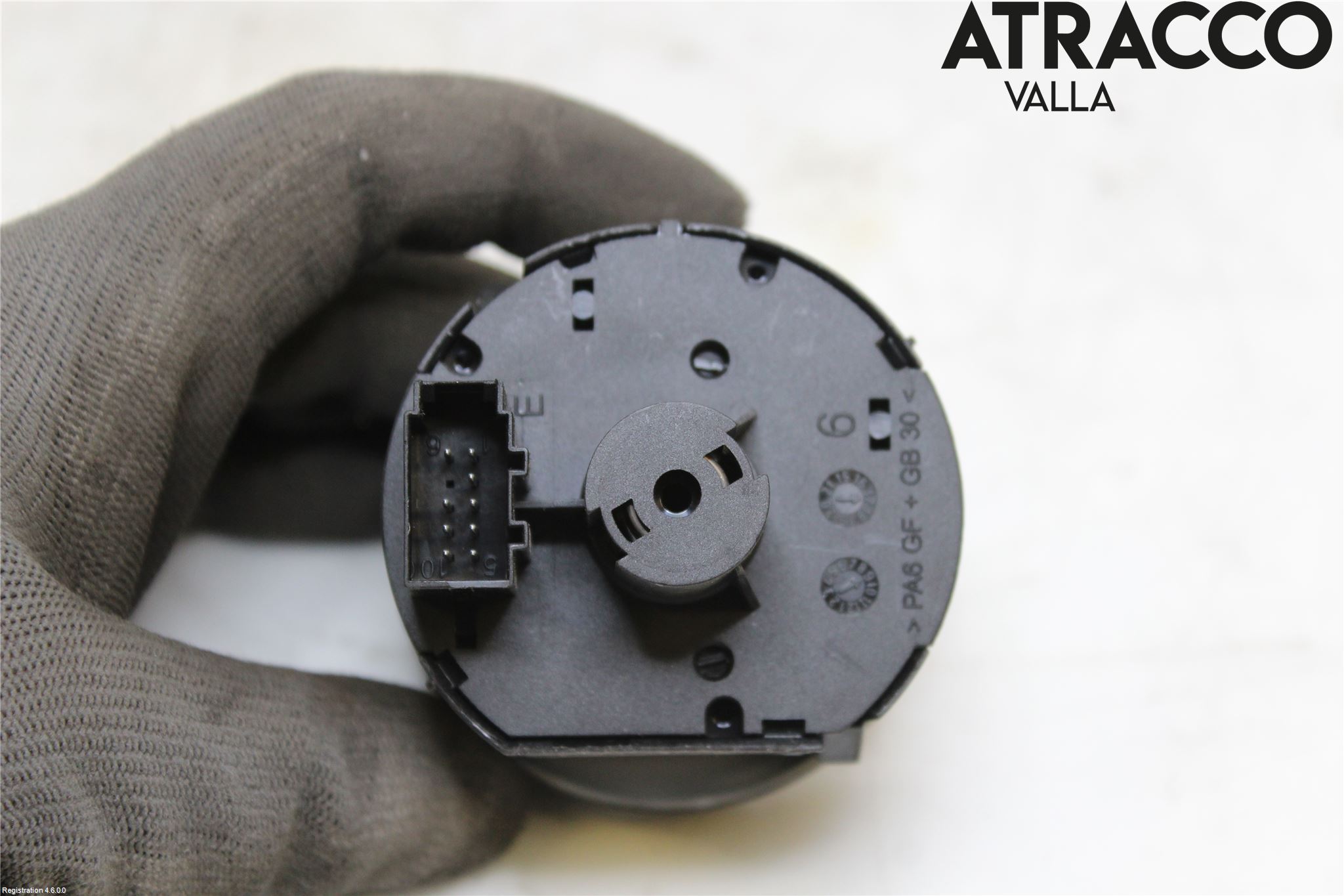 Skoda SUPERB 16-24 Strömställare Ljus