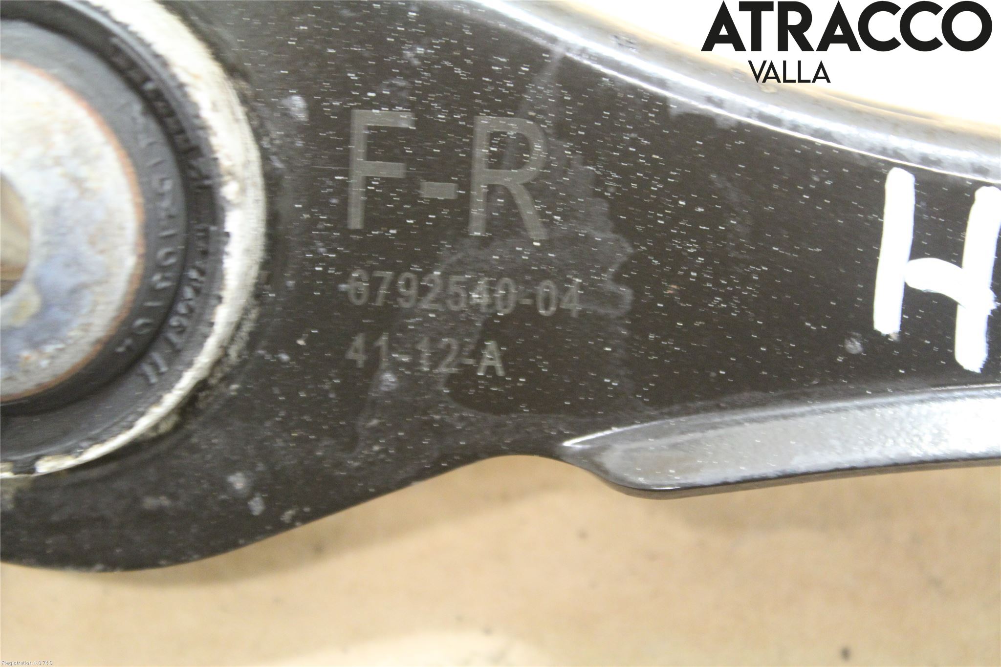 BMW 3 F30/F31/F80 12-19 Bärarm Bak Övre Höger