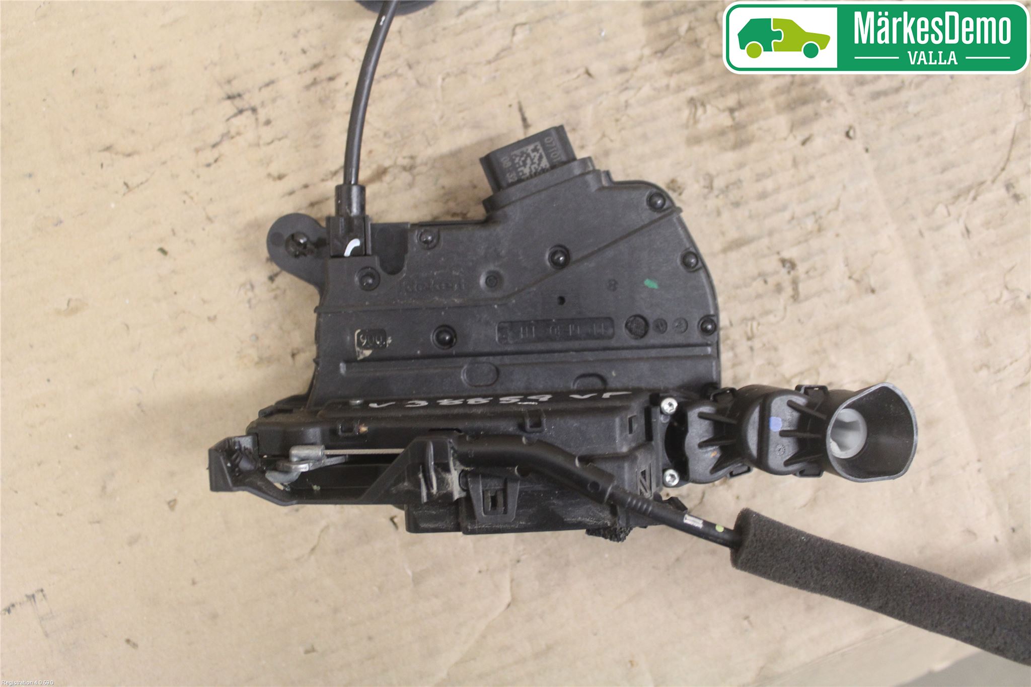 Renault CAPTUR 13-19 Låskista-Dörrlås