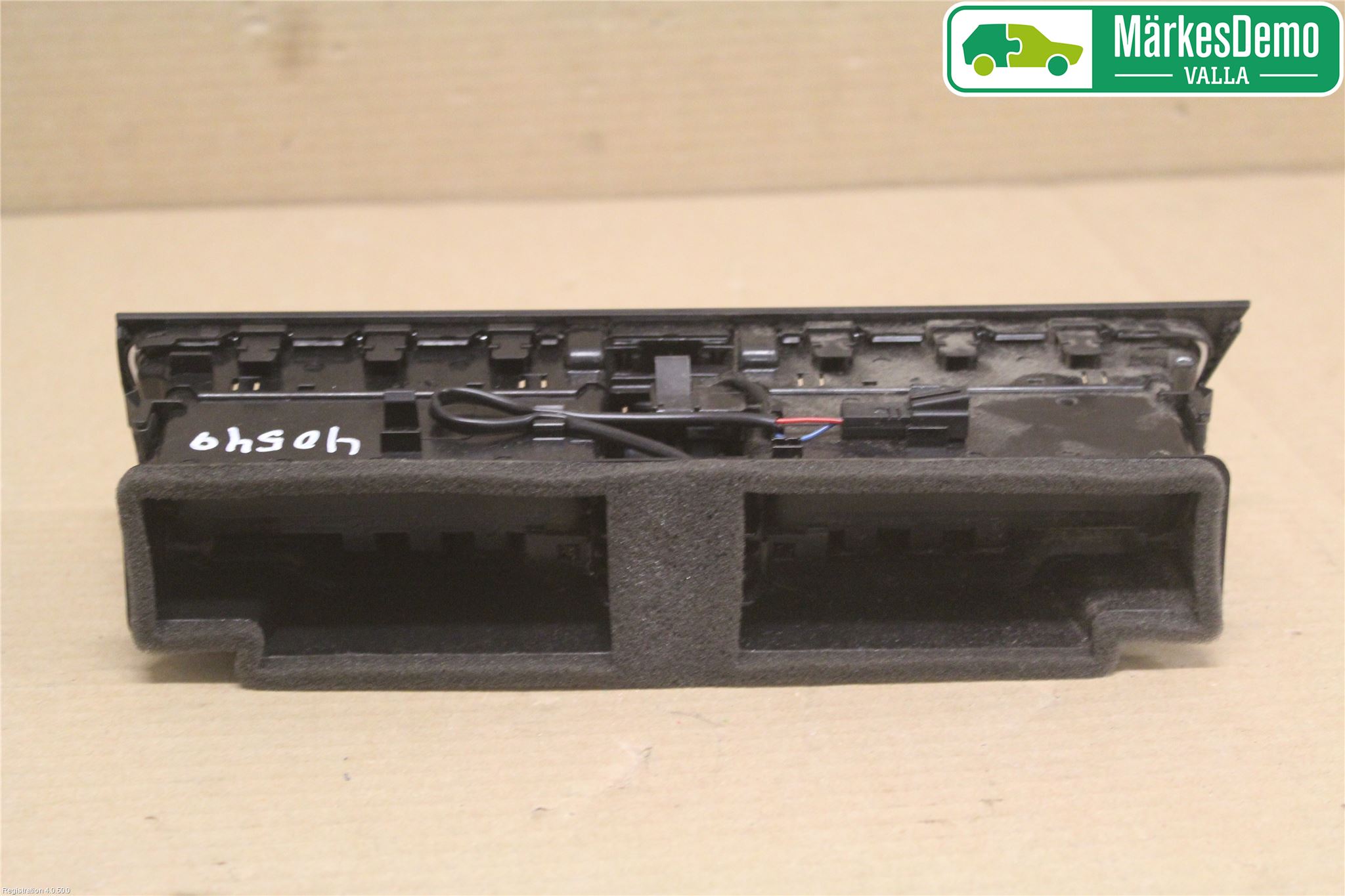 Audi A4/S4 08-11 Defrosterkanal-Munstycke