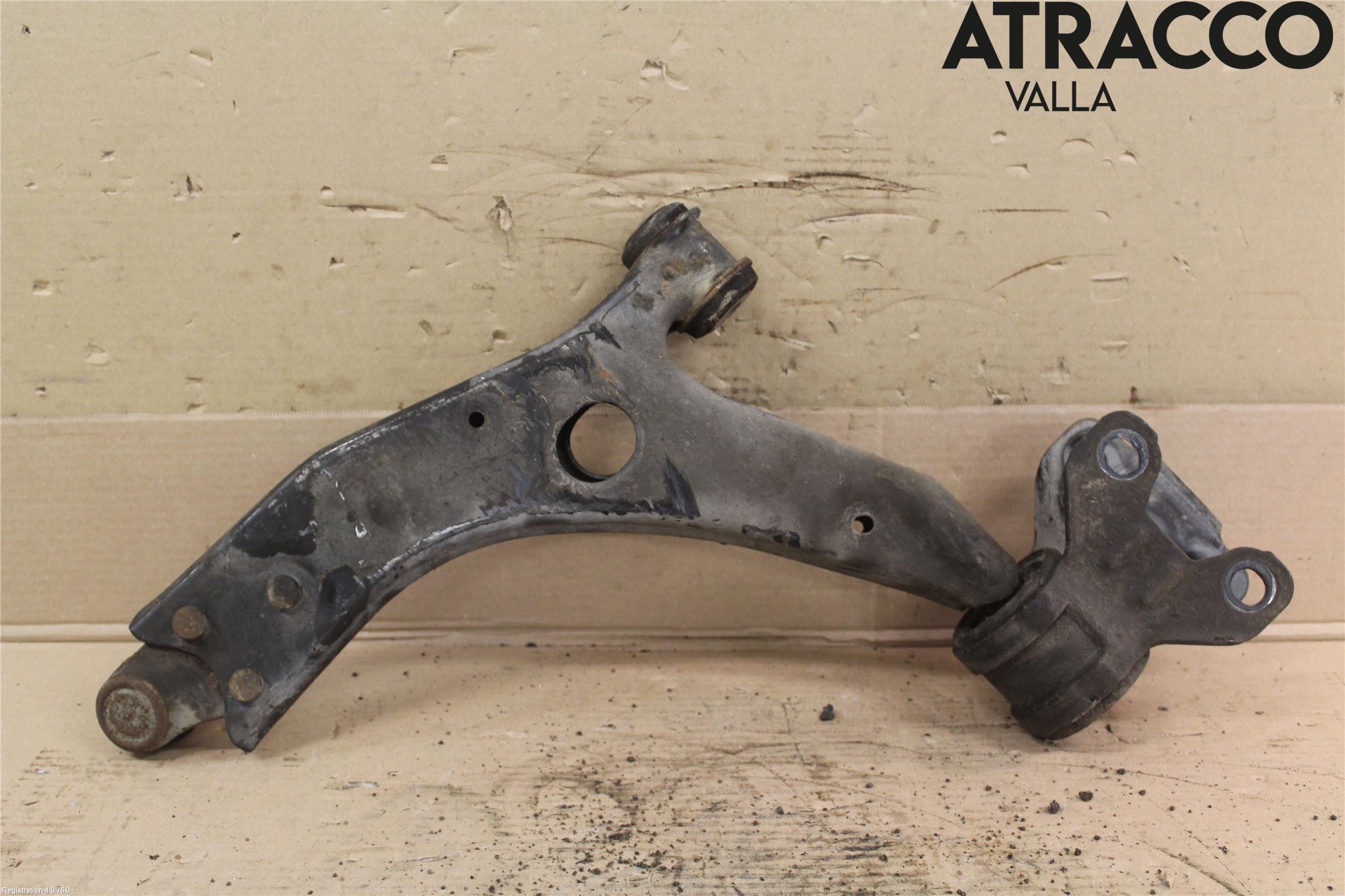 Ford FOCUS 15-18 Bärarm Fram Undre Hö