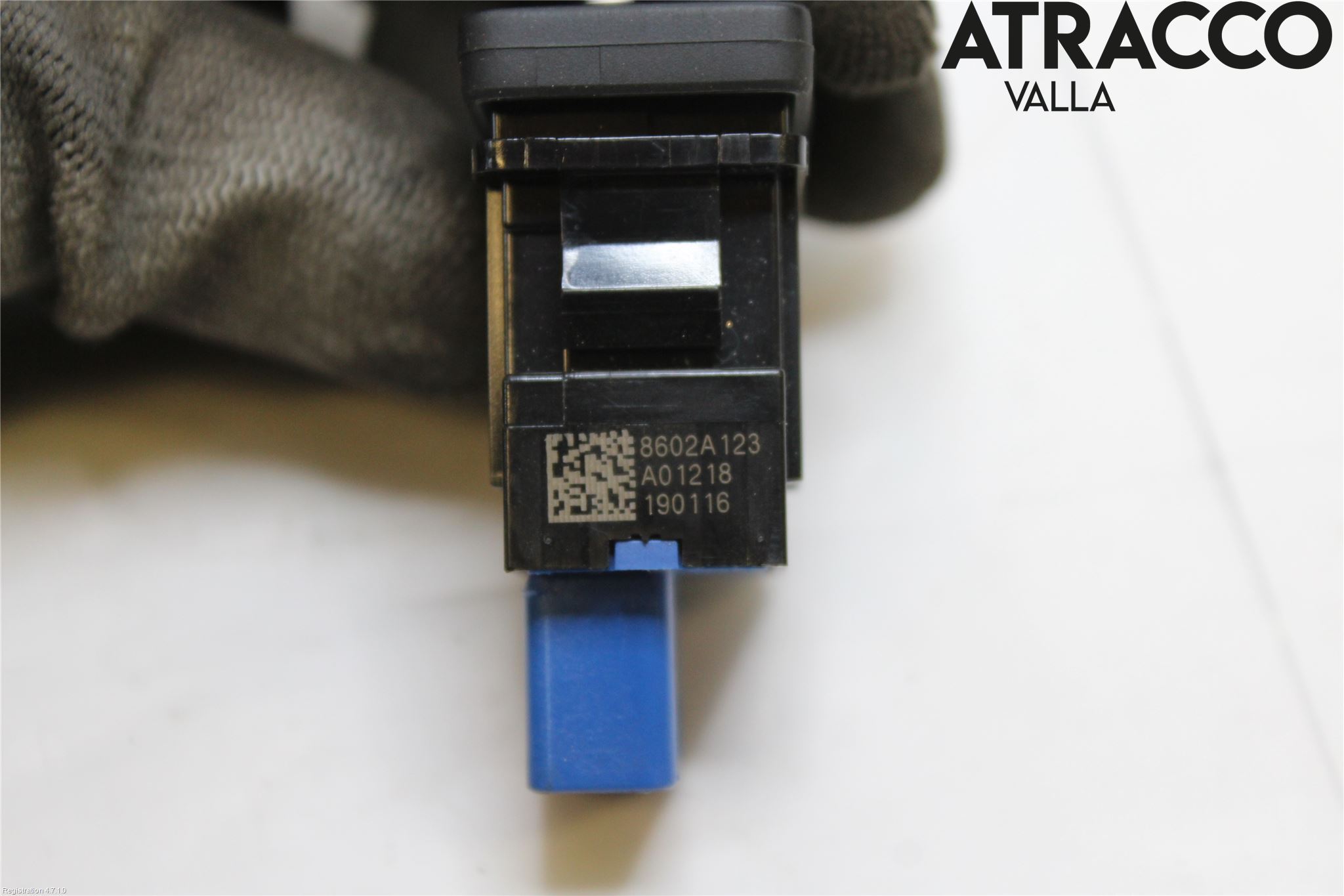 Mitsubishi OUTLANDER 13-21 Strömställare Antisladd