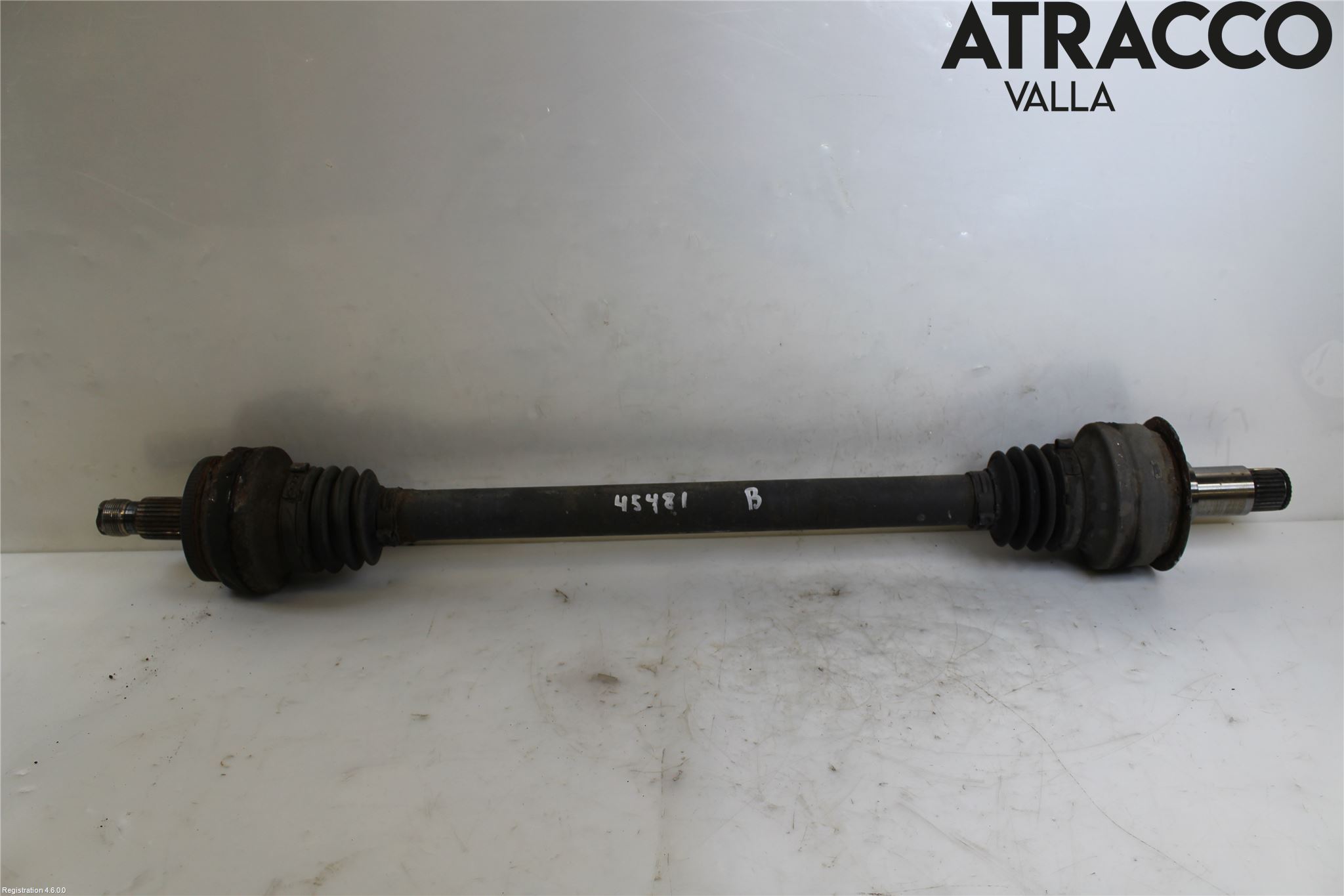 Mercedes-Benz MB C-KLASS (W204) 07-15 Drivaxel Bak Höger
