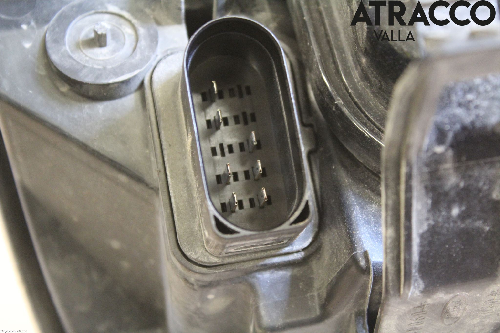 Ford FOCUS     04-07 Strålkastare Vänster