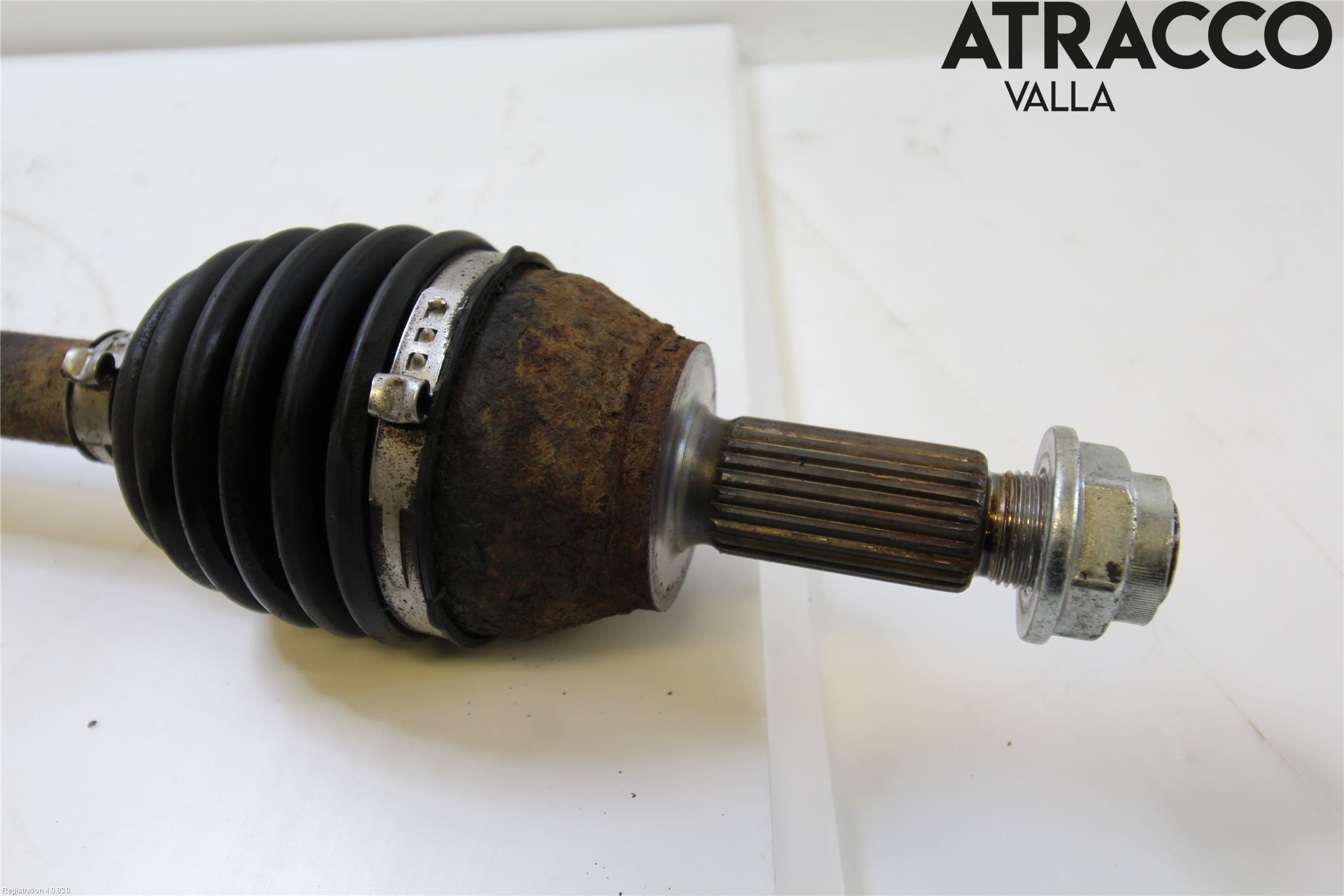 Ford FIESTA 13-17 Drivaxel Fram Vänster