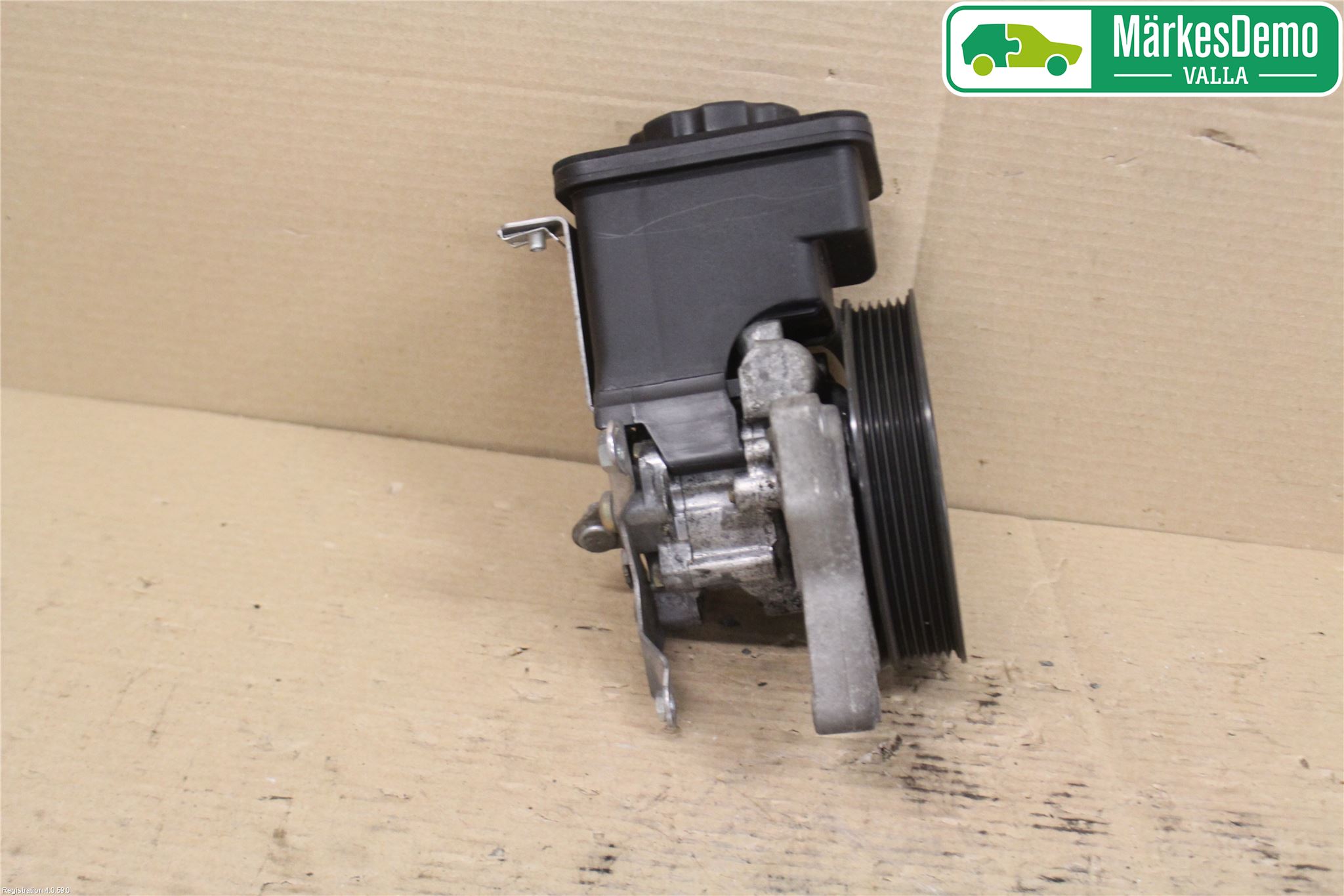 BMW 3 E46      98-05 Styrservopump