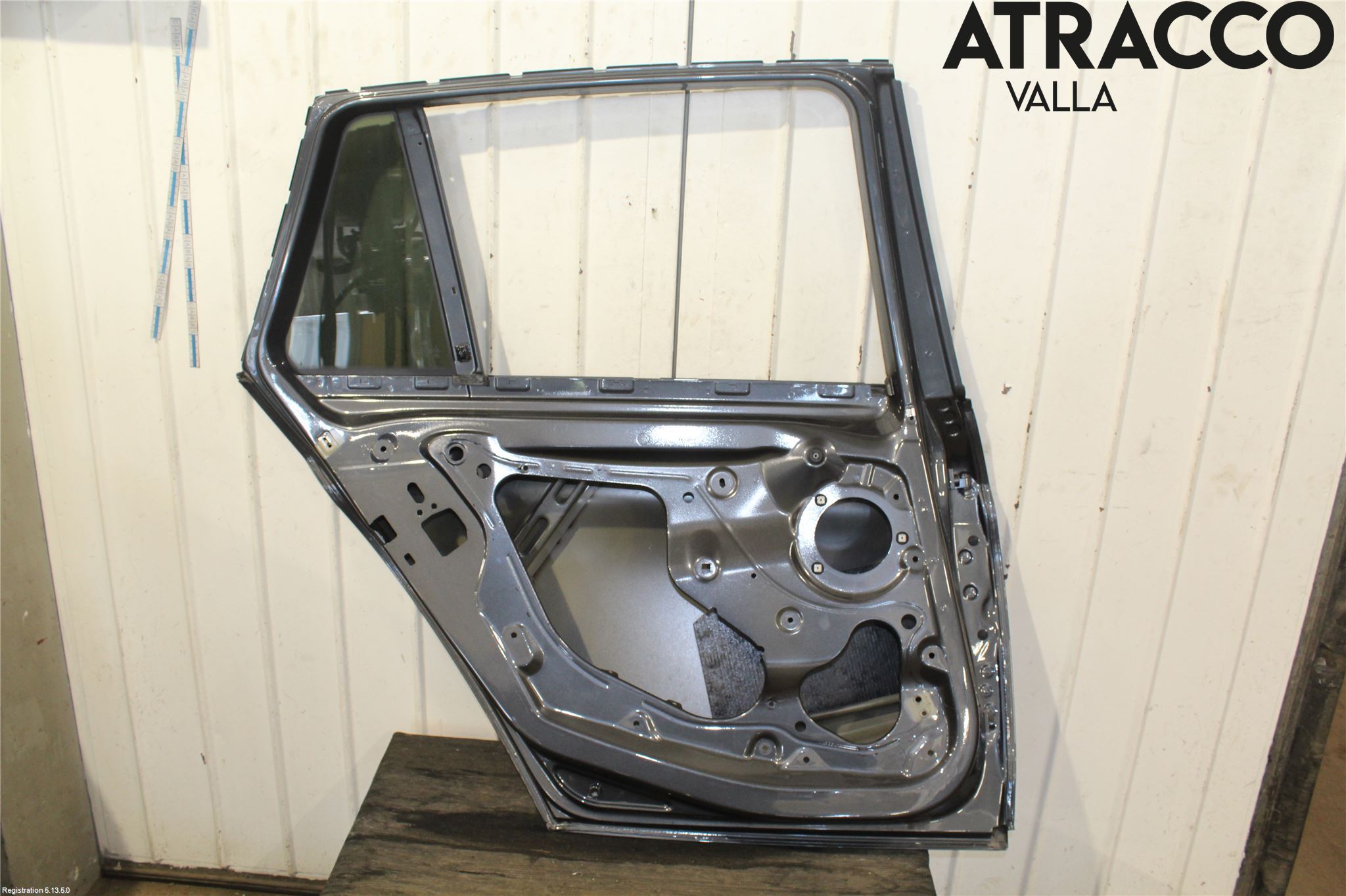 BMW 3 F30/F31/F80 12-19 Dörr Bak Vänster
