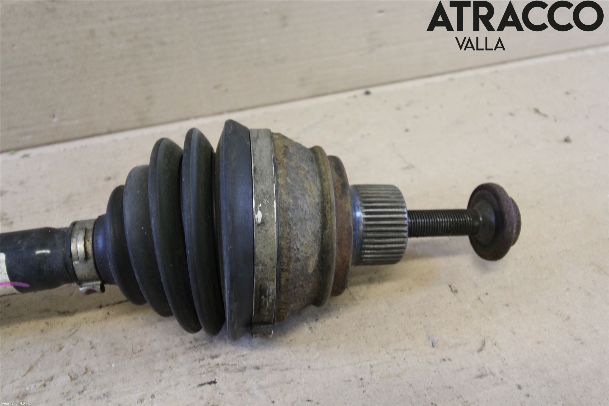 Audi A4/S4 08-11 Drivaxel Fram Höger