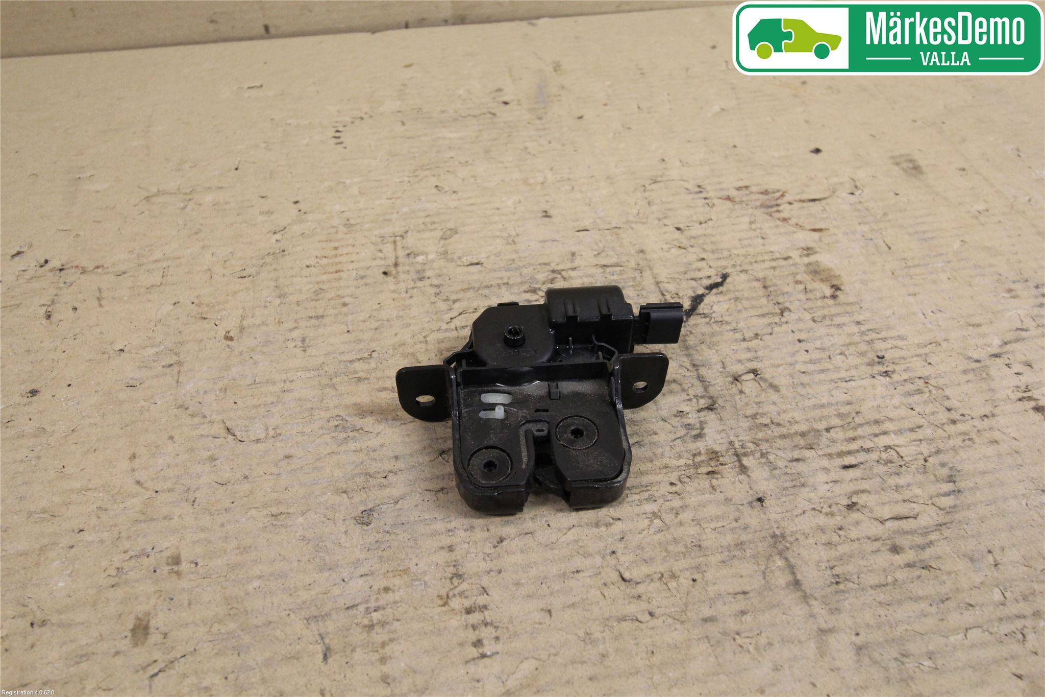 Renault MEGANE IV 16-23 Låskista Baklucka