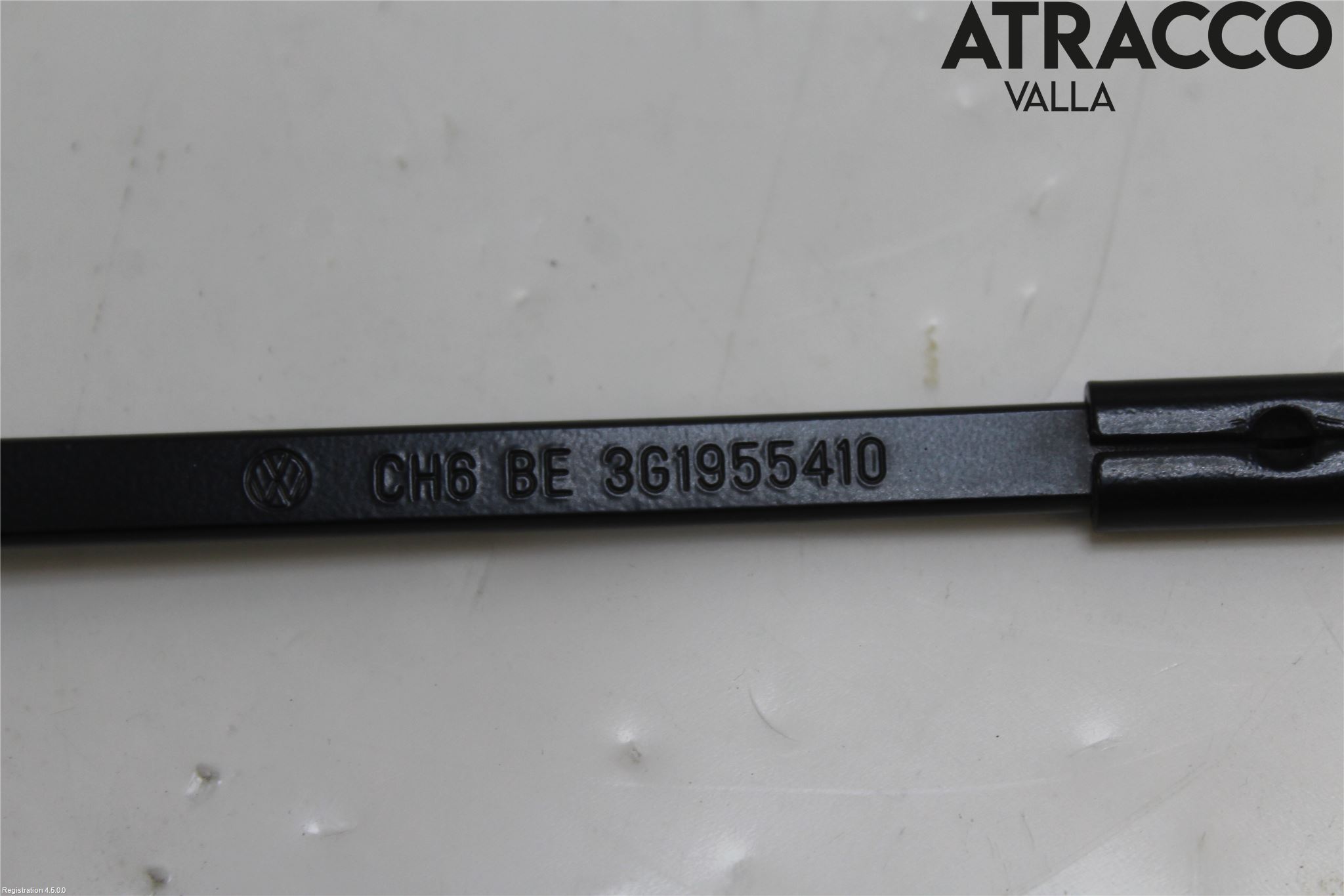 Volkswagen VW PASSAT 15-19 Torkararm Armar Vindruta