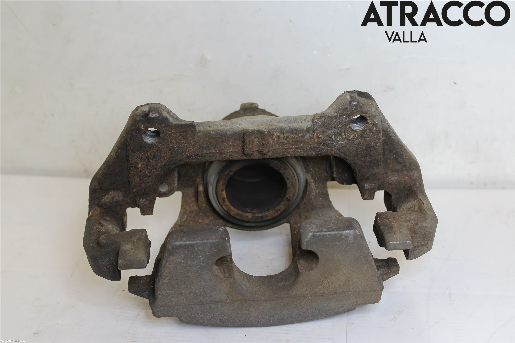 Jaguar F-PACE Bromsok Fram Höger