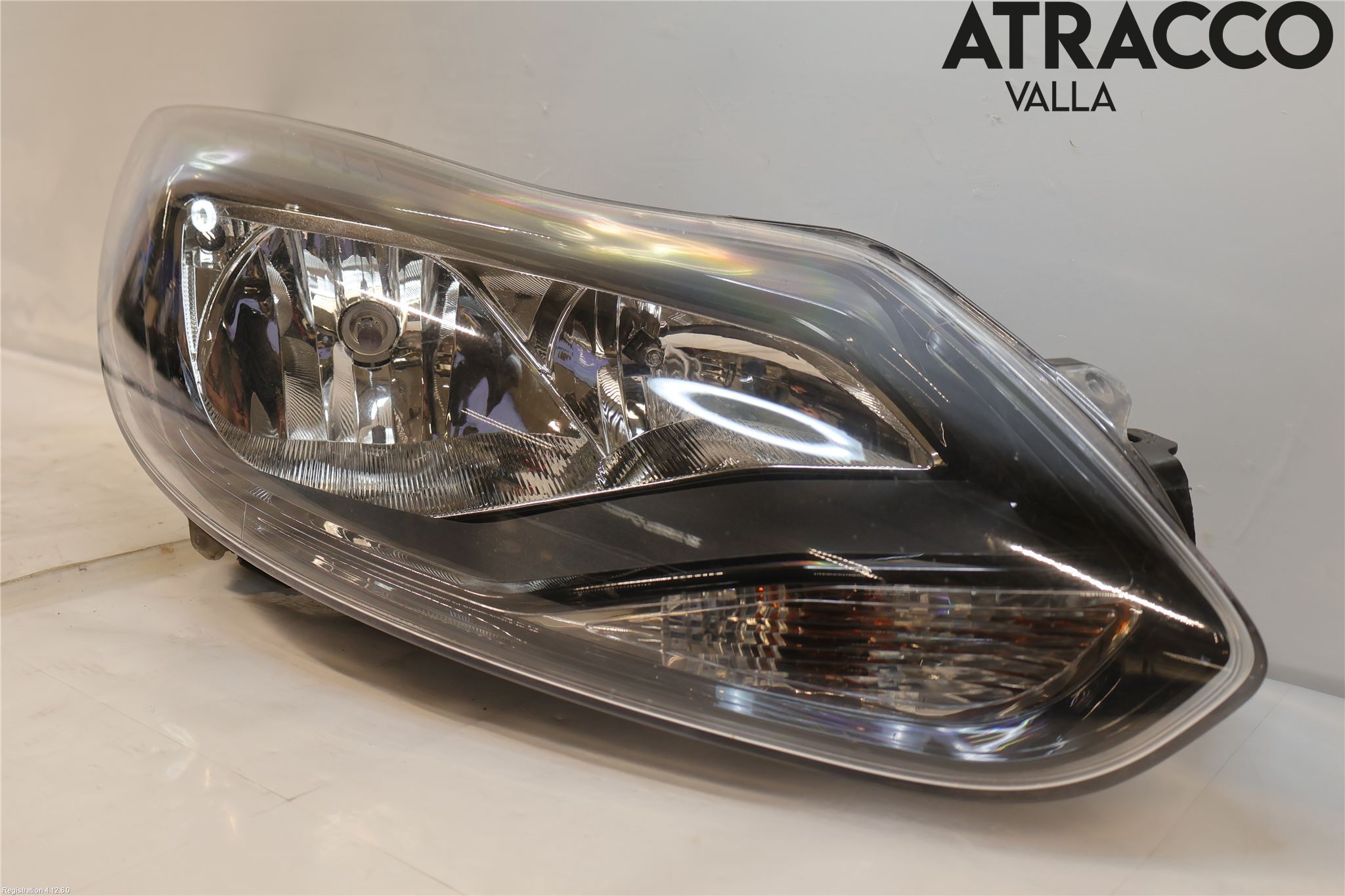 Ford FOCUS 11-14 Strålkastare Höger