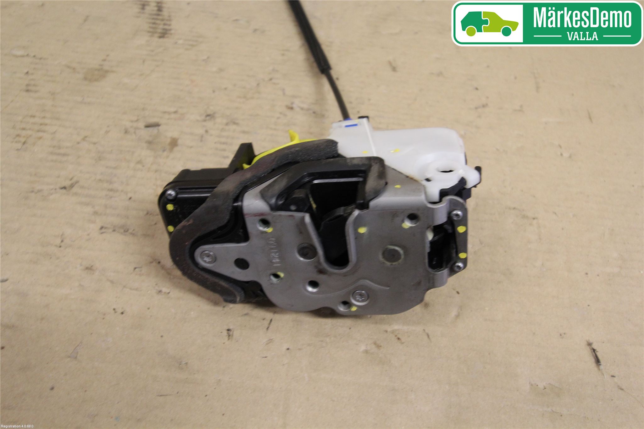 Opel ASTRA J 10-15 Låskista-Dörrlås