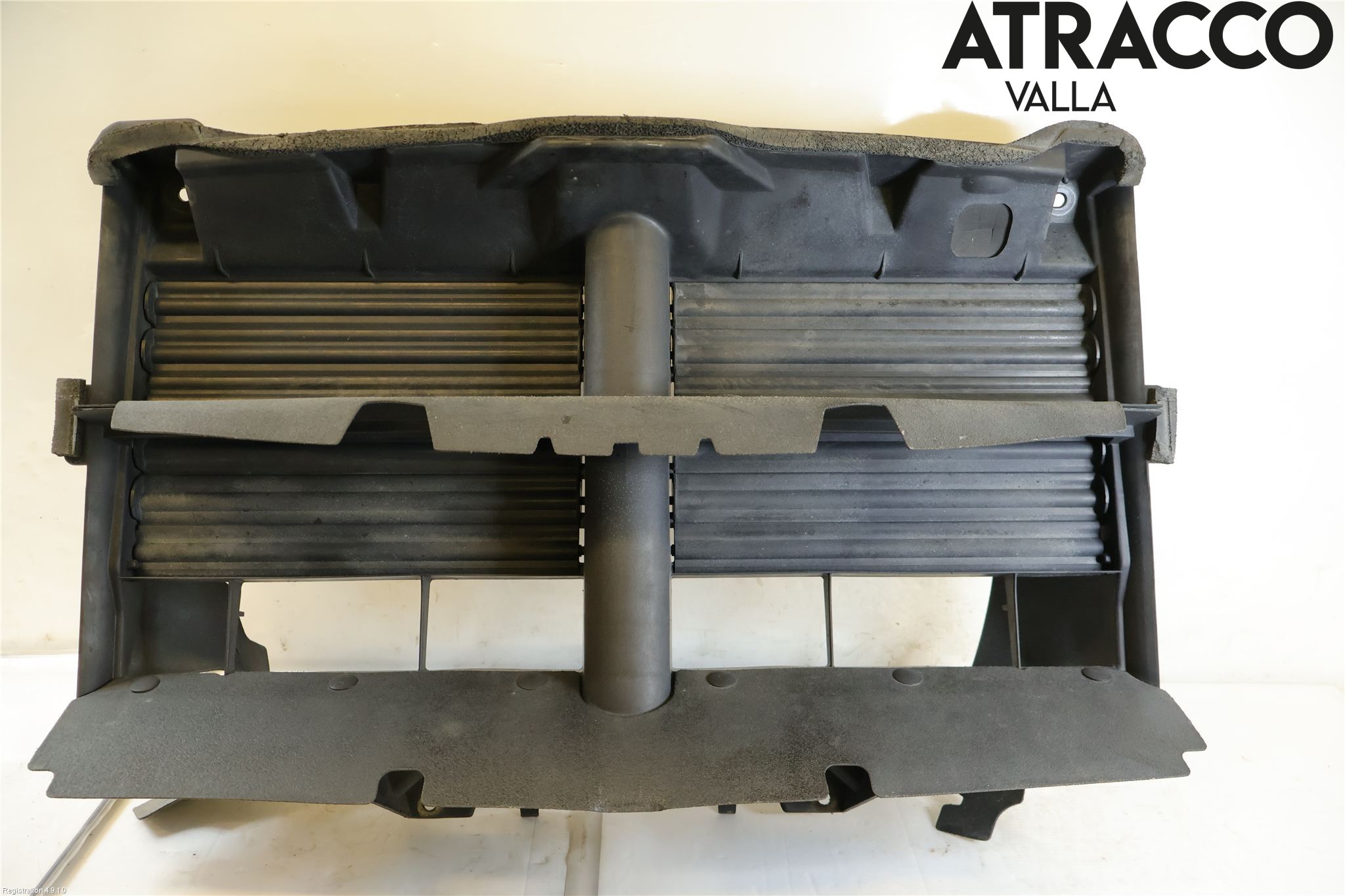 Dodge PICK UP RAM 81- Deflektor Plåt-Plast Kylning