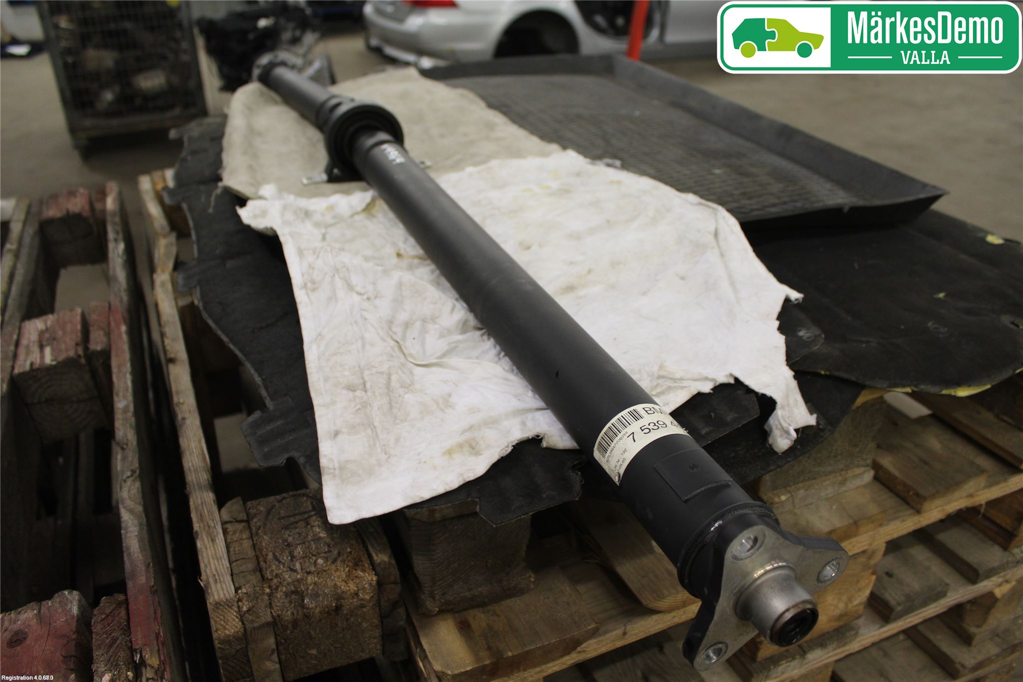 BMW 5 E60/61 Sed/Tou 02-10 Mellanaxel Komp