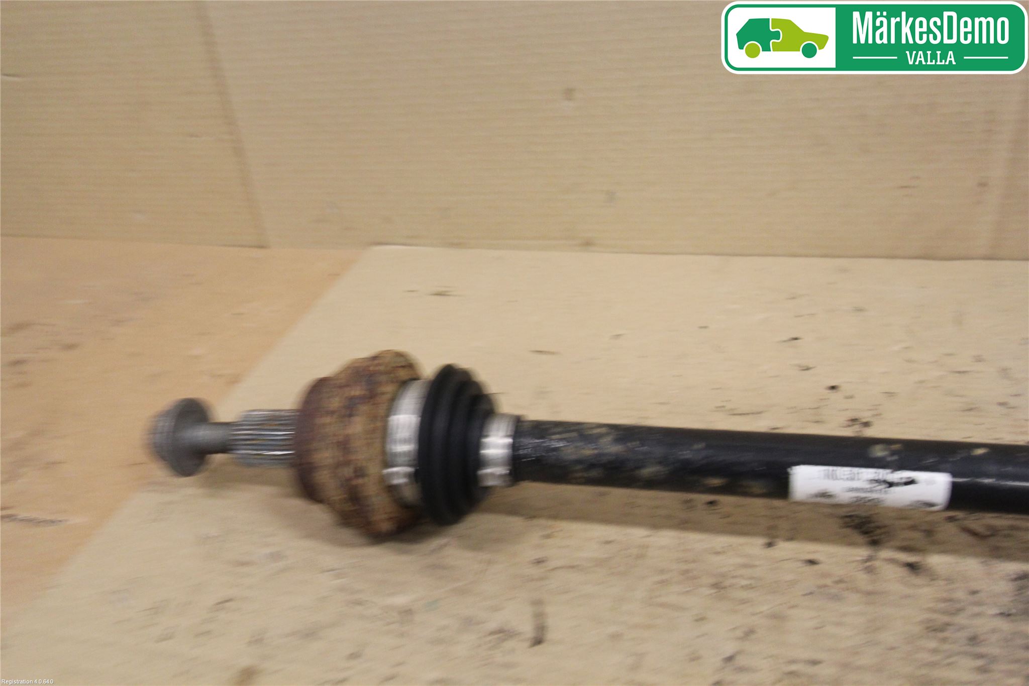 Volkswagen VW TIGUAN 07-16 Drivaxel Bak Höger