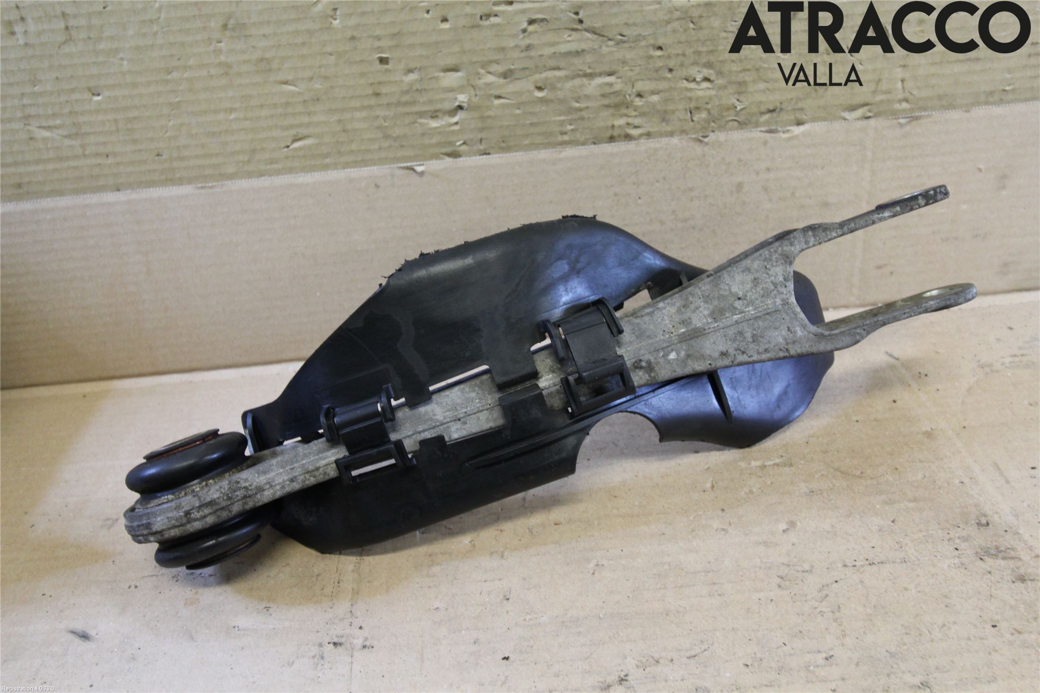 Porsche 911 (996) 98-05 Bärarmsstag Fram Vänster