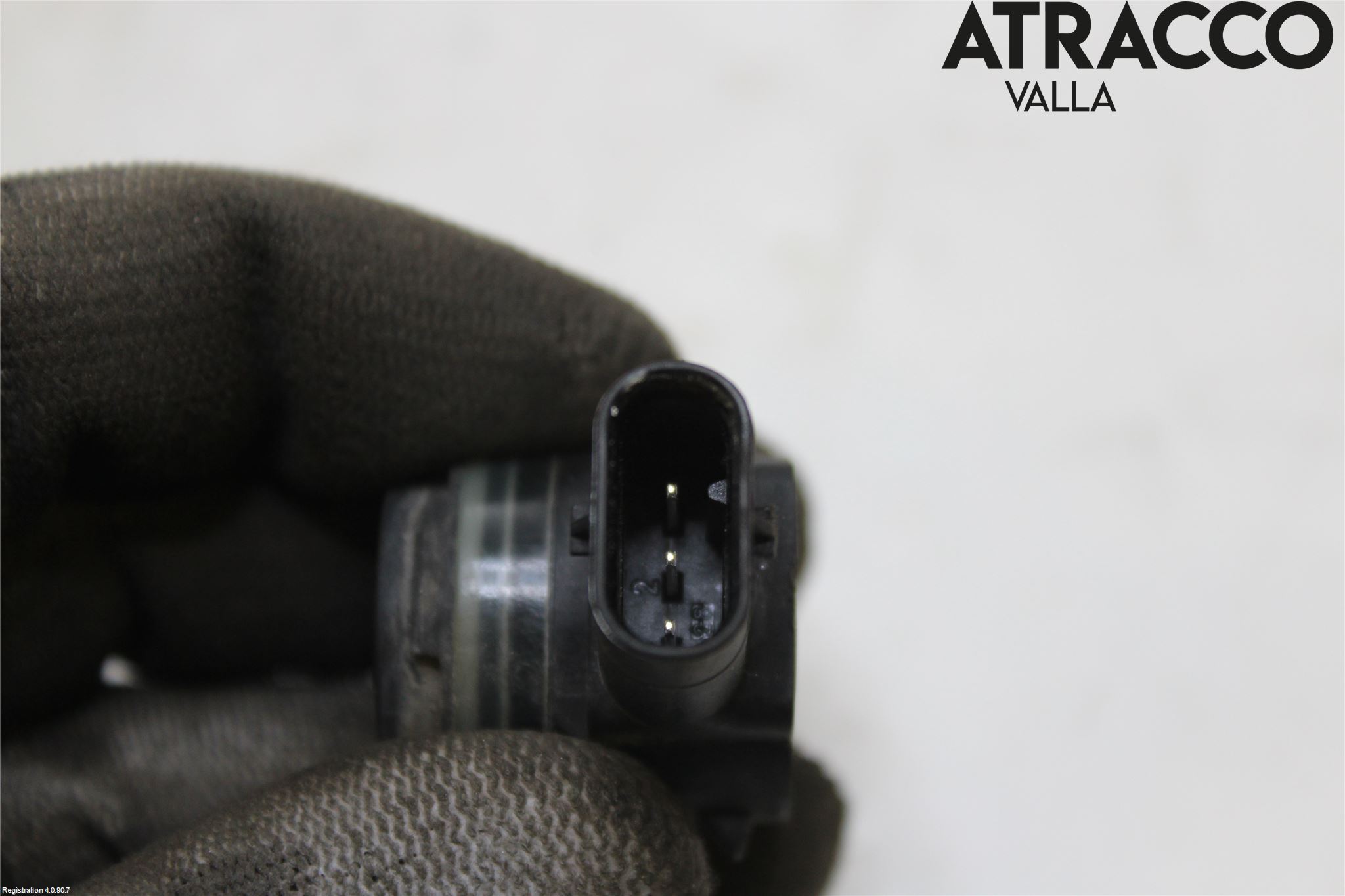 Skoda SUPERB 16-24 Parkeringshjälp Frontsensor