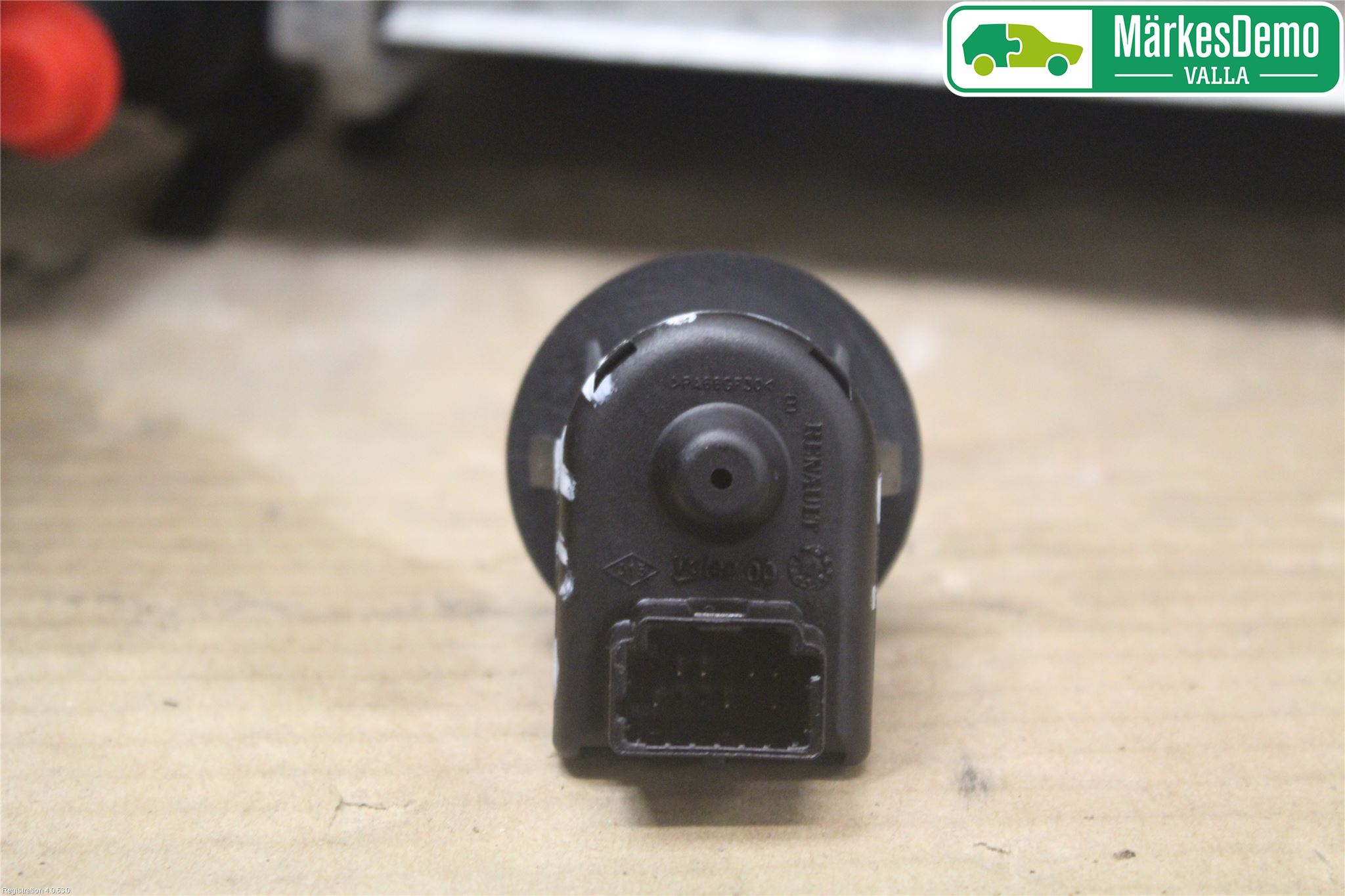 Renault CLIO IV 12-16 Strömställare Spegel