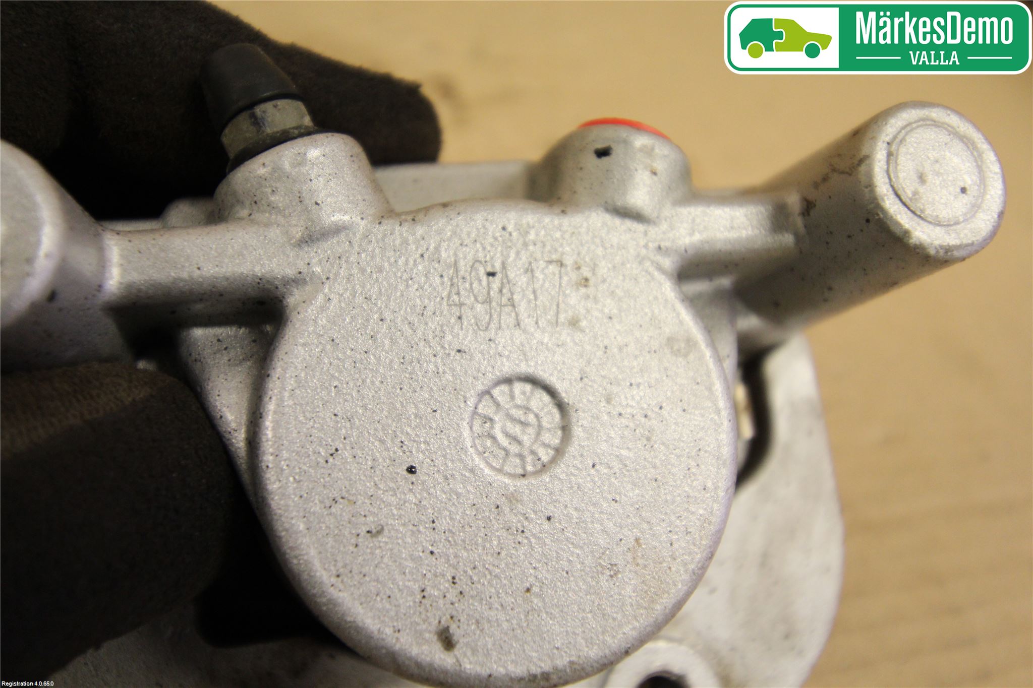 Mopedbil Aixam AIXAM CROSSLINE Bromsok Fram Vänster