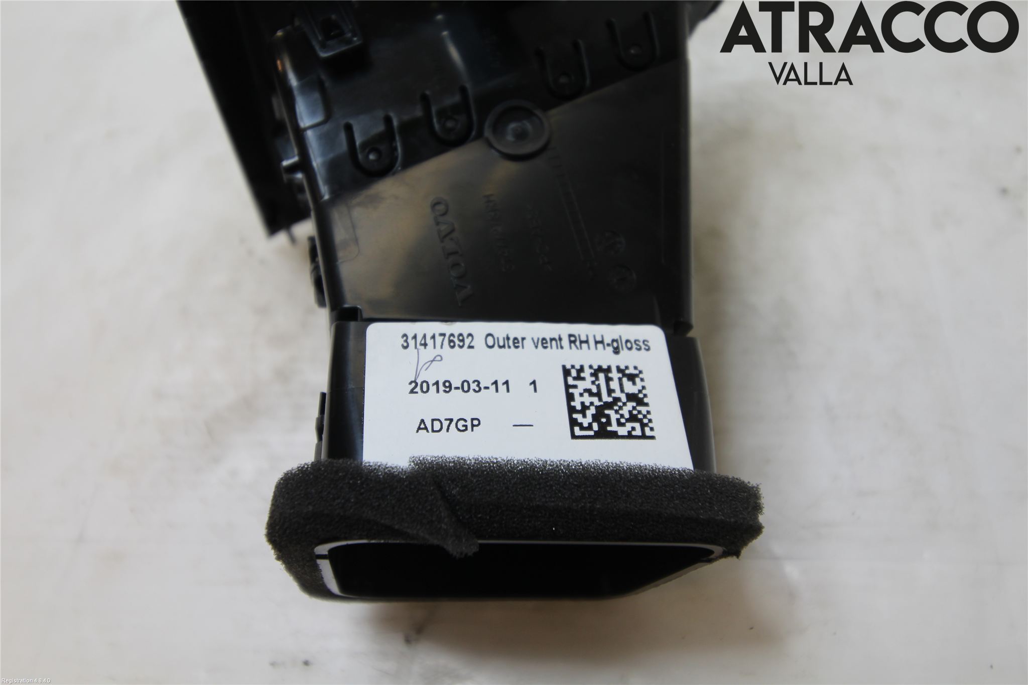 Volvo XC60 18- Defrosterkanal-Munstycke