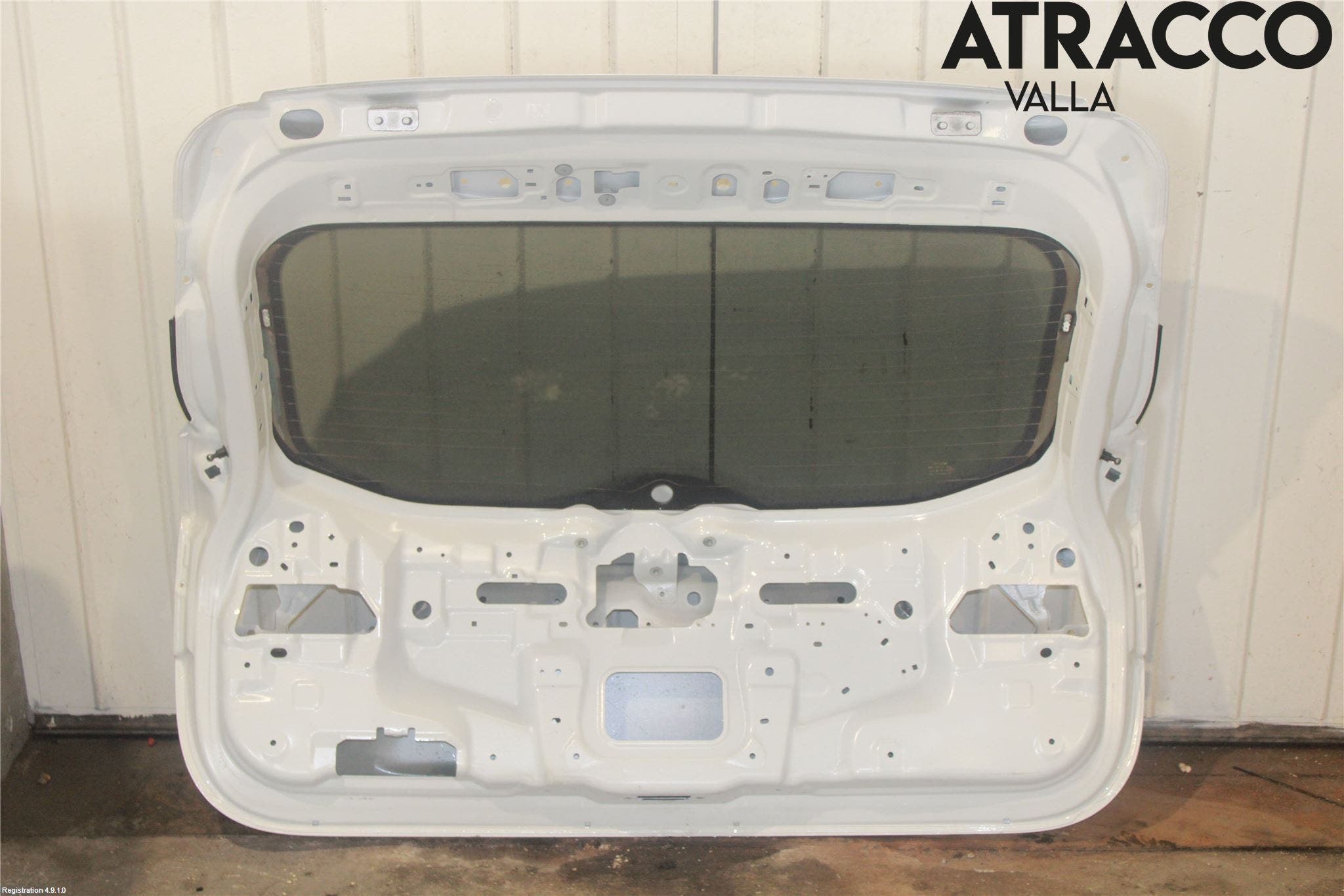 Nissan QASHQAI 14-17 Baklucka Kombi