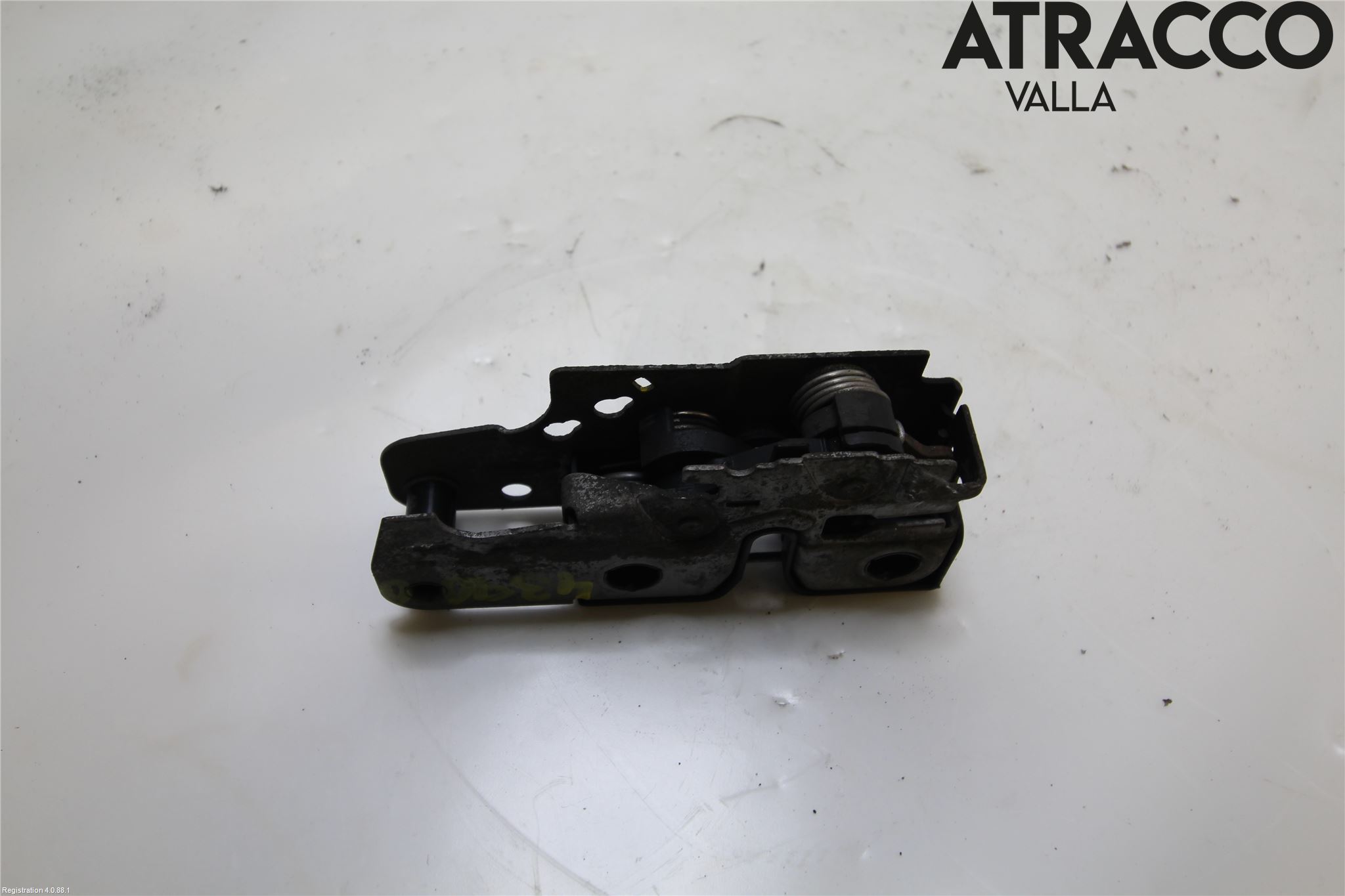 Volkswagen VW GOLF V 04-09 Huvlås