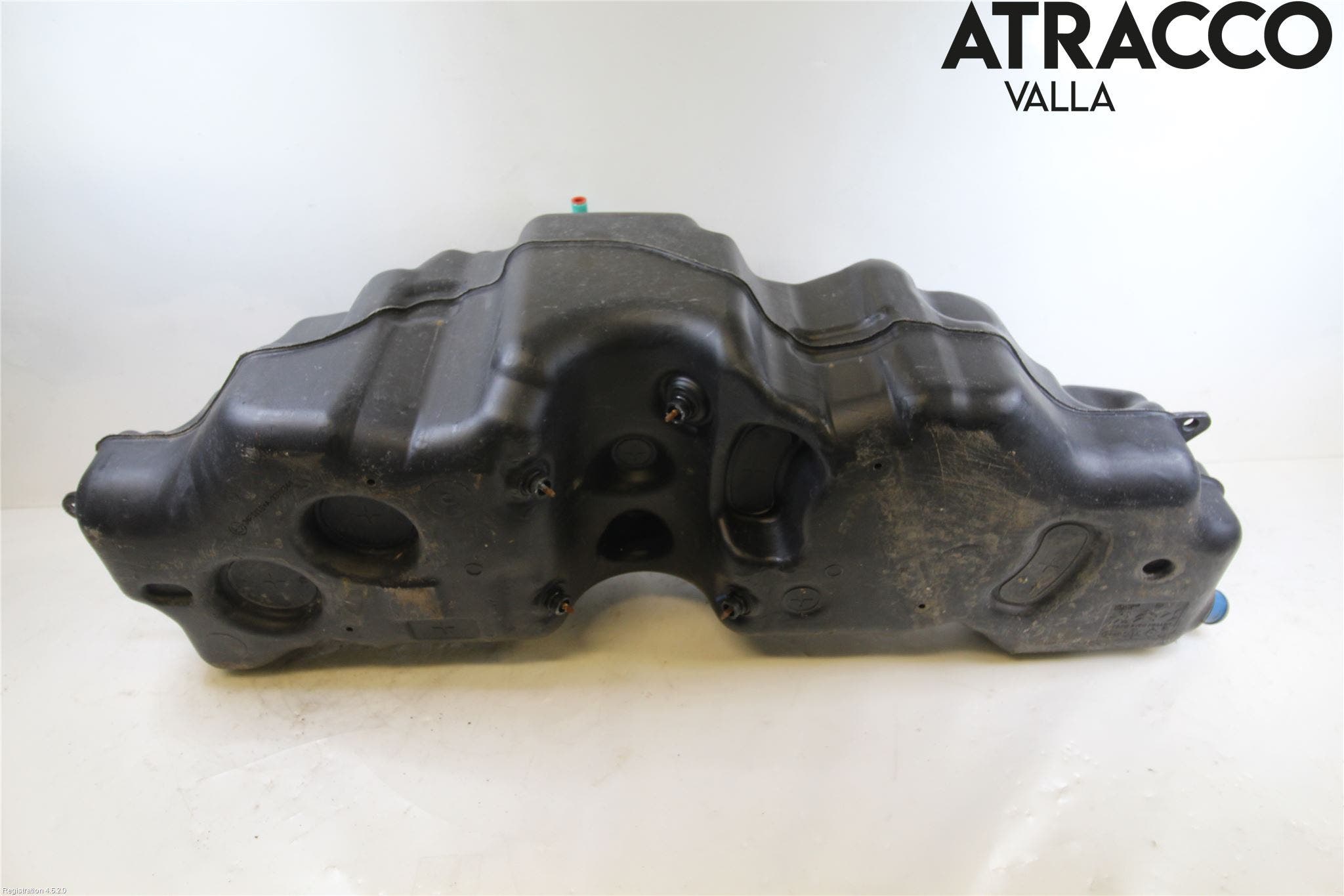 Peugeot 3008 17-24 Bränsletank