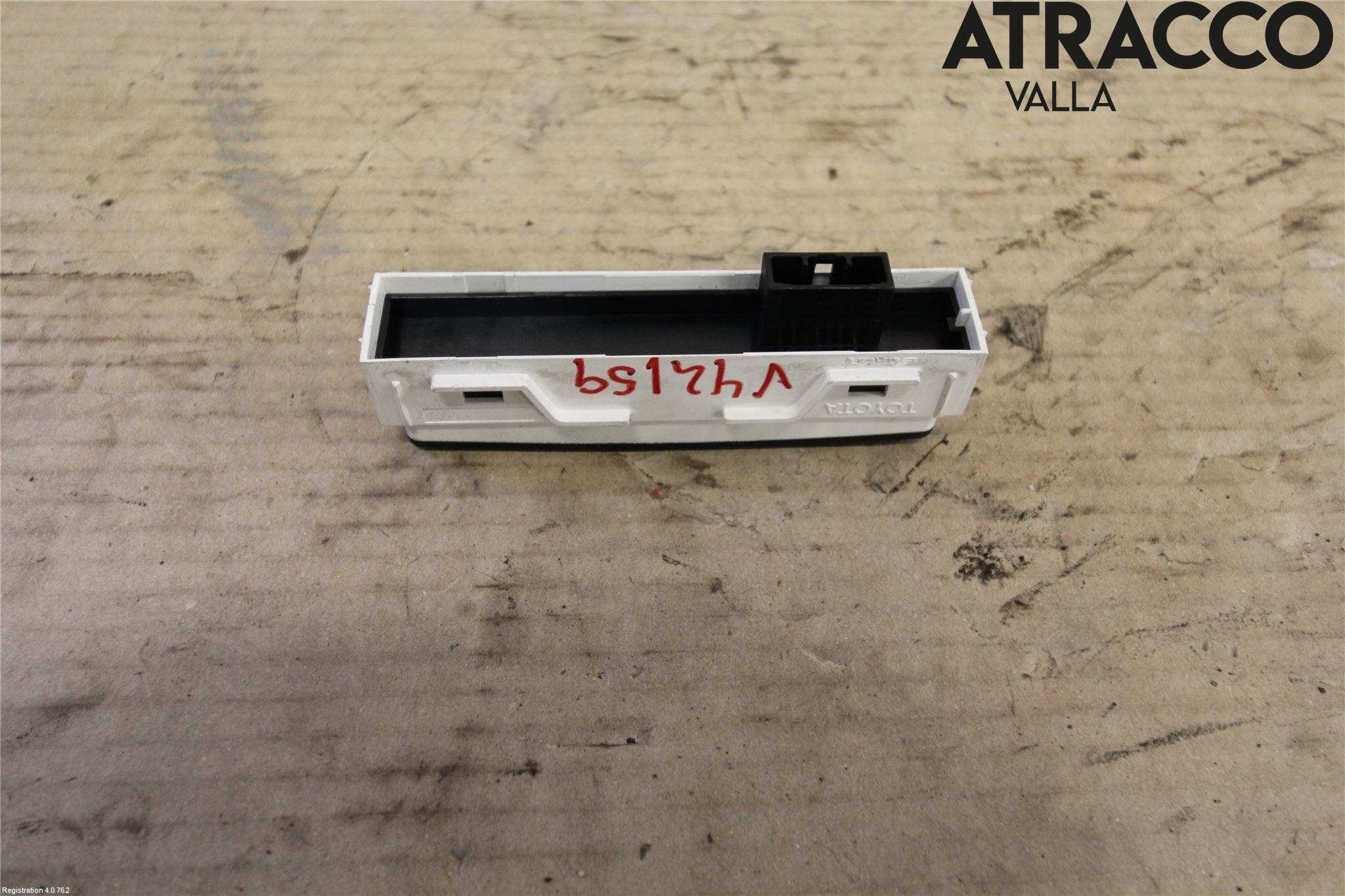 Toyota AVENSIS 09-15 Kontrolldisplay