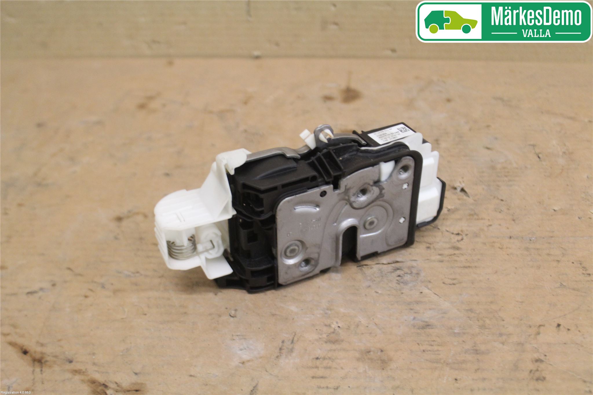 Volvo V40 12-19 Låskista-Dörrlås