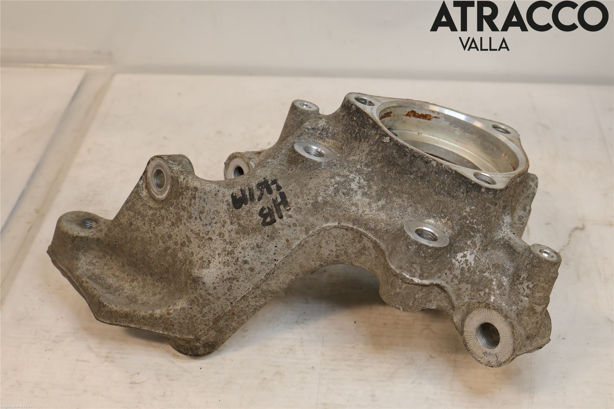 Seat TARRACO 19- Hjullagerhus-Spindel Hö B