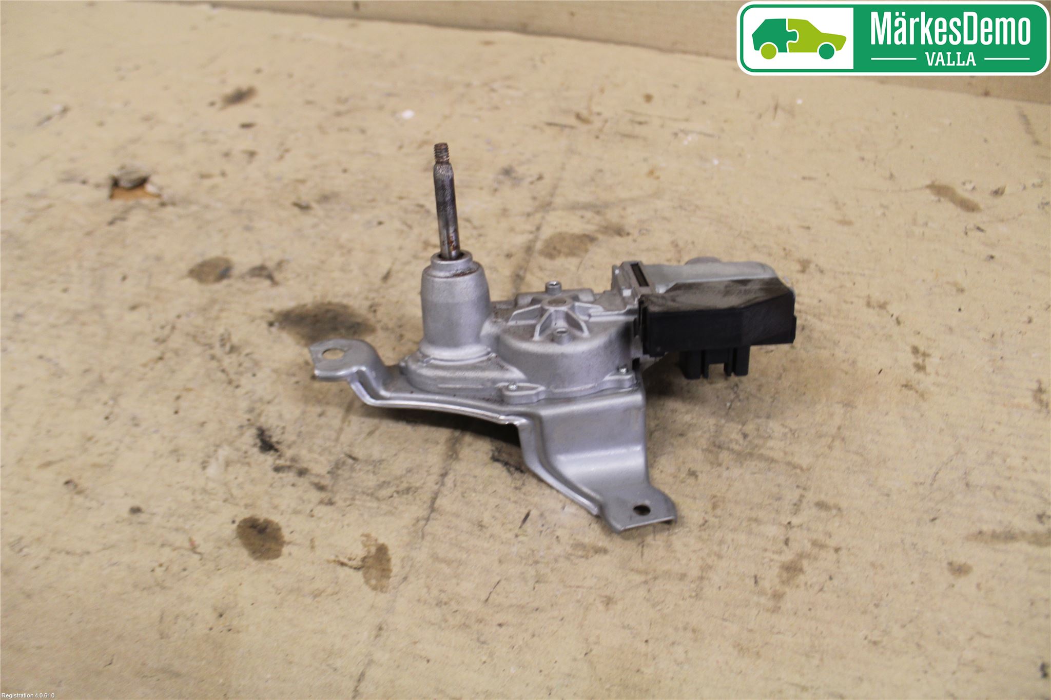 Toyota YARIS XP130 12-14 Torkarmotor Baklucka