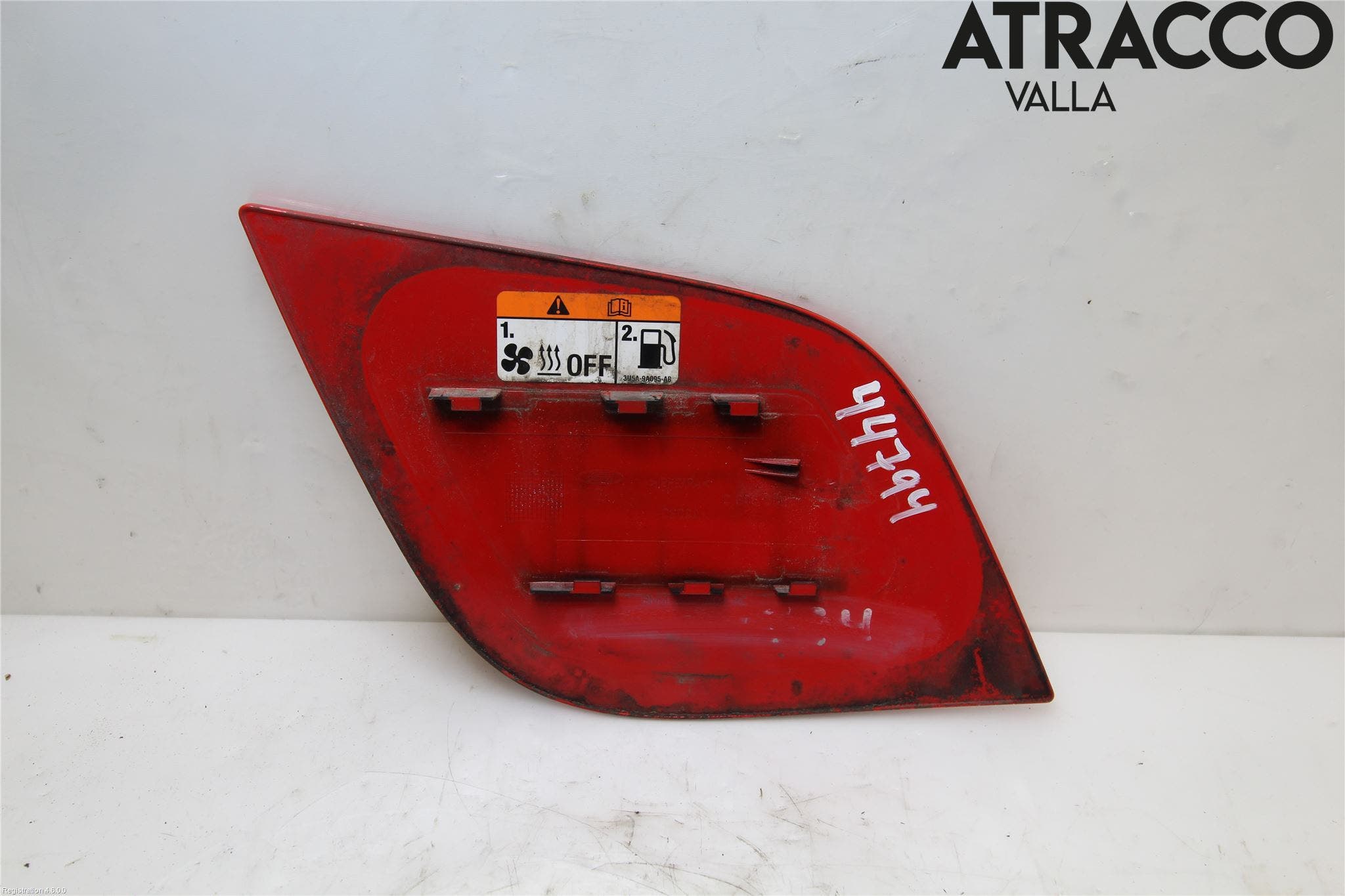 Ford FOCUS 15-18 Tanklucka