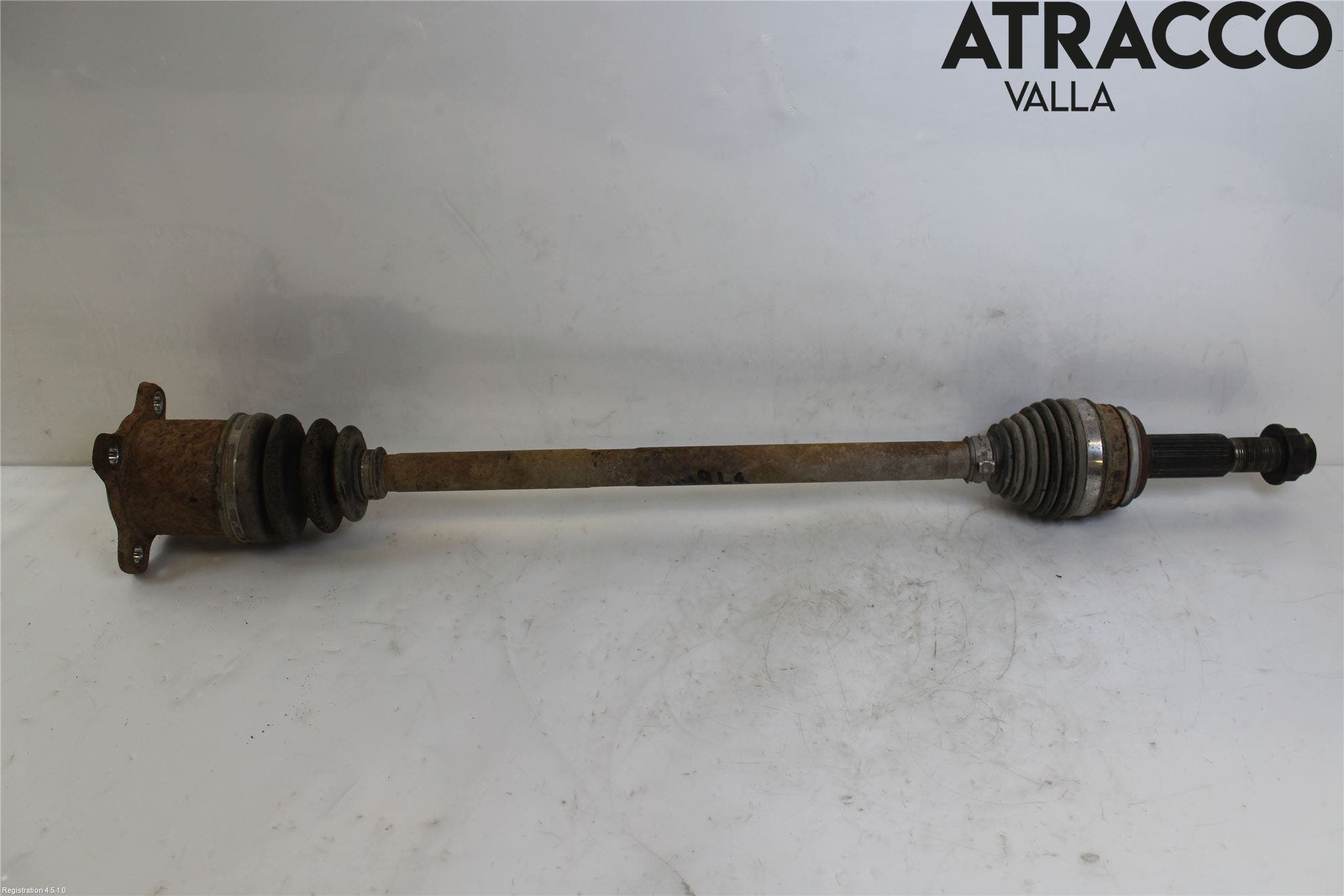 Toyota RAV4 13-18 Drivaxel Bak Höger