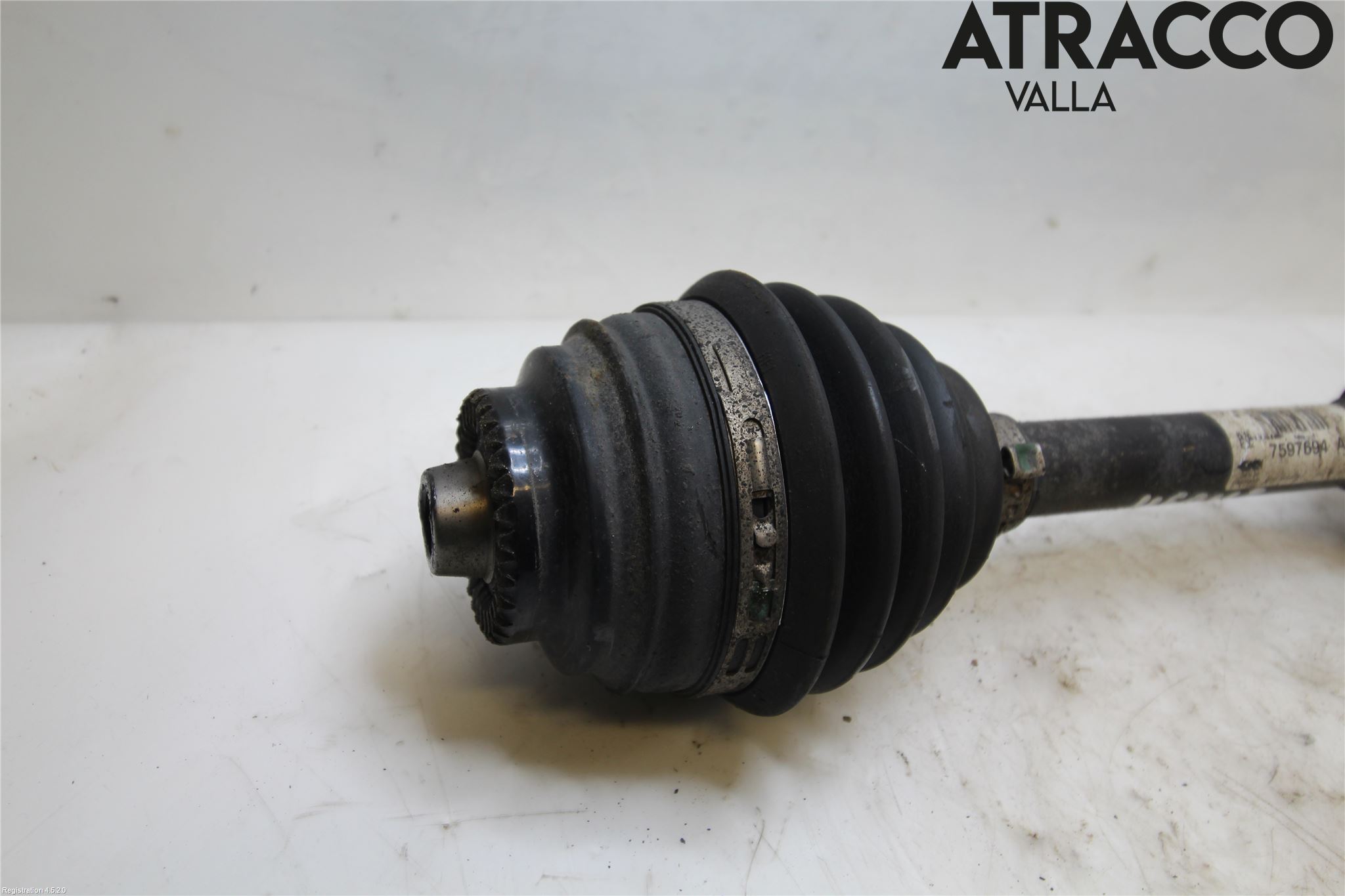 BMW 4 F32/F33/F82/F83 13-20 Drivaxel Fram Höger