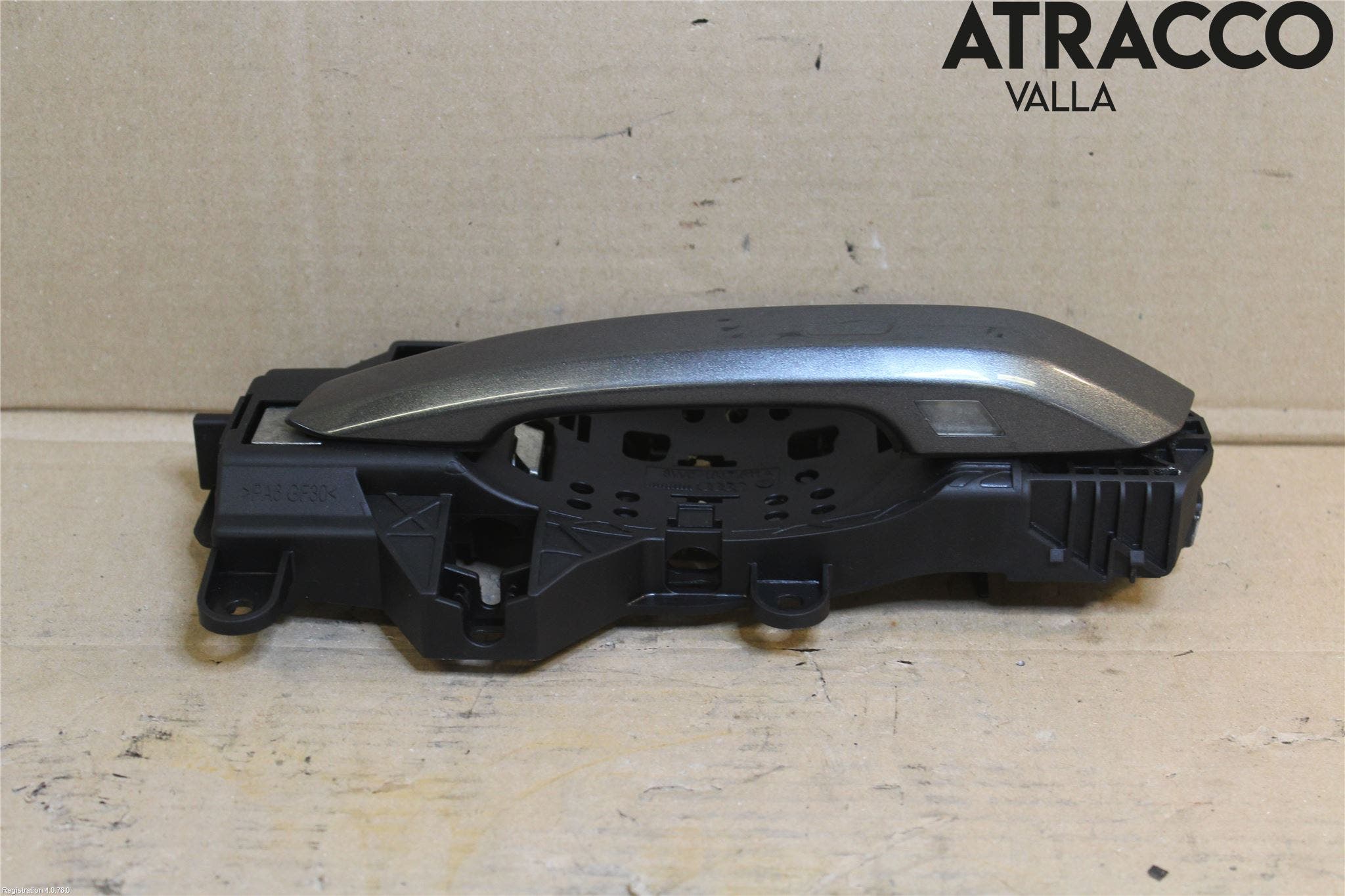 Audi A4/S4 B9 16-19 Dörrhandtag Yttre Vä