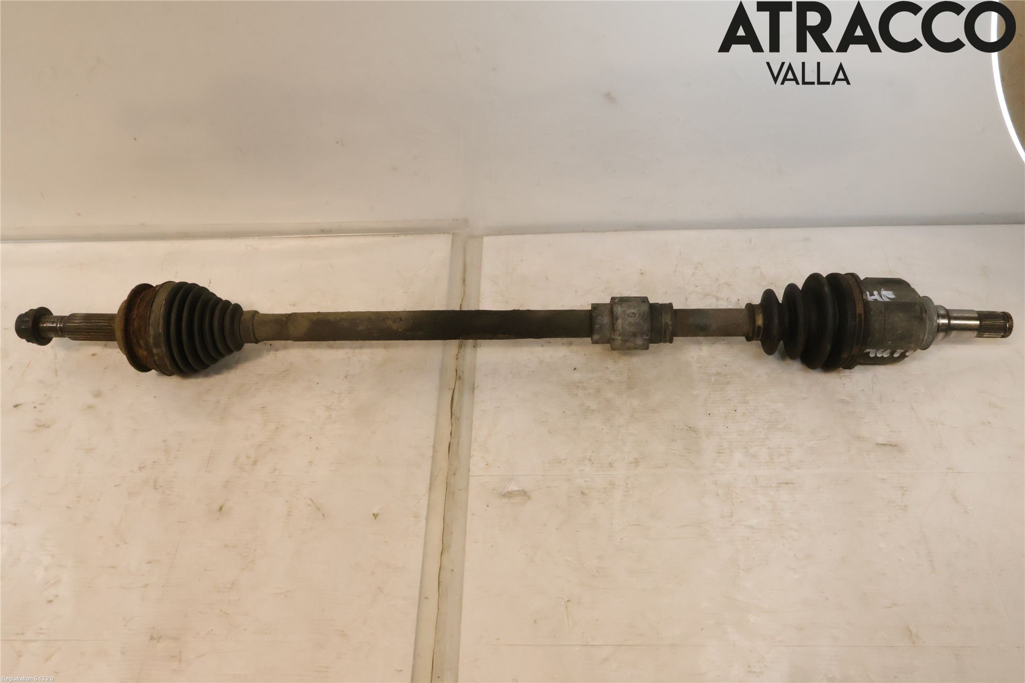 Toyota URBAN CRUISER Drivaxel Fram Höger