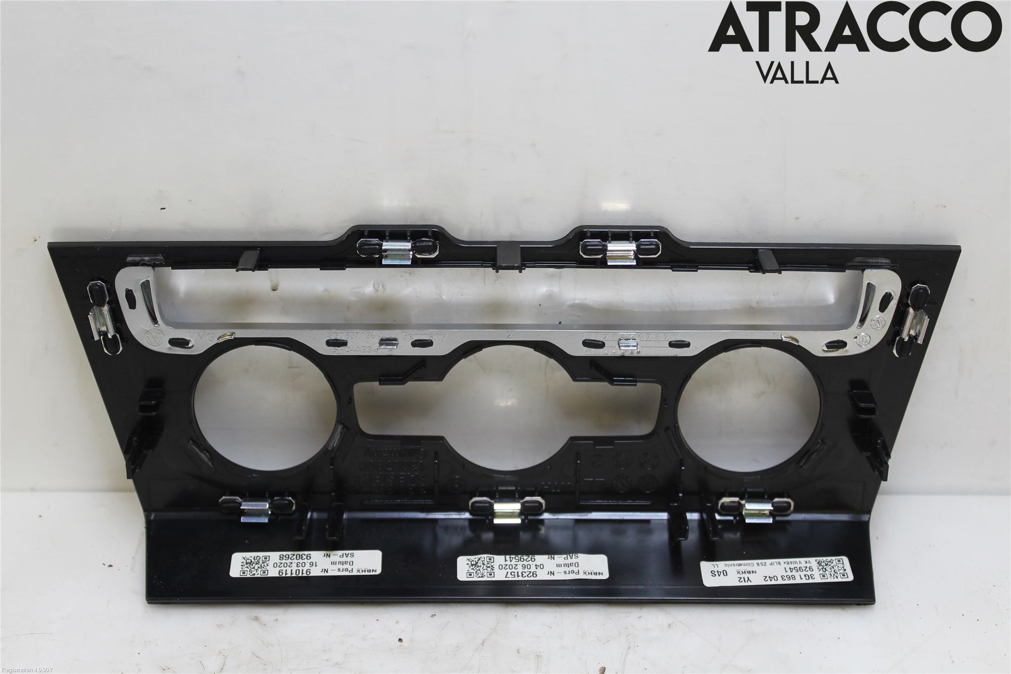 Volkswagen VW PASSAT 15-19 Instrument-Radio Sarg