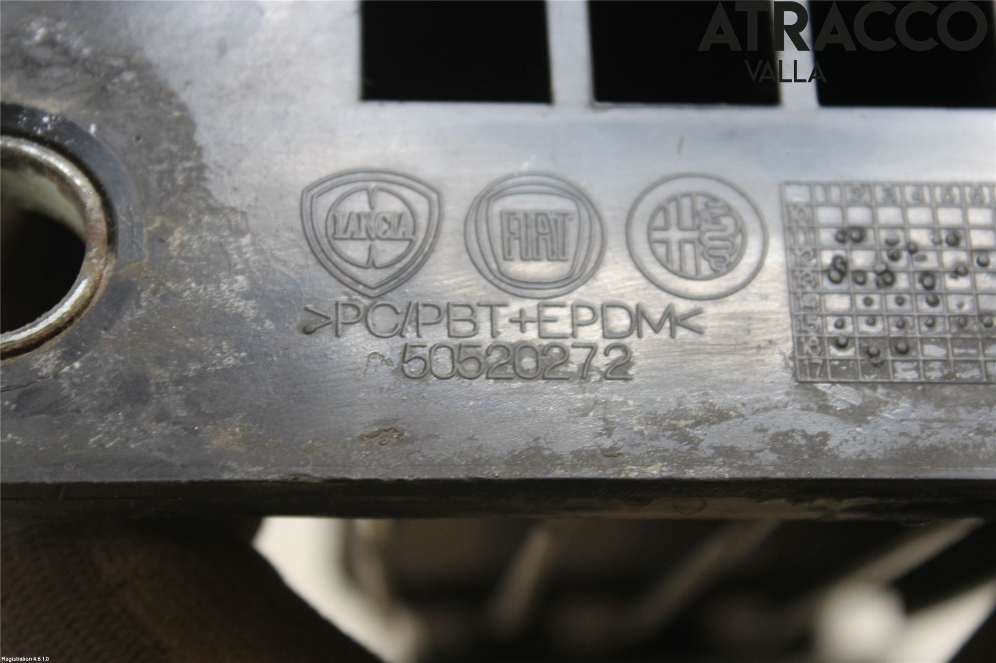 Alfa GIULIETTA Stötfångarbärjärn Fram